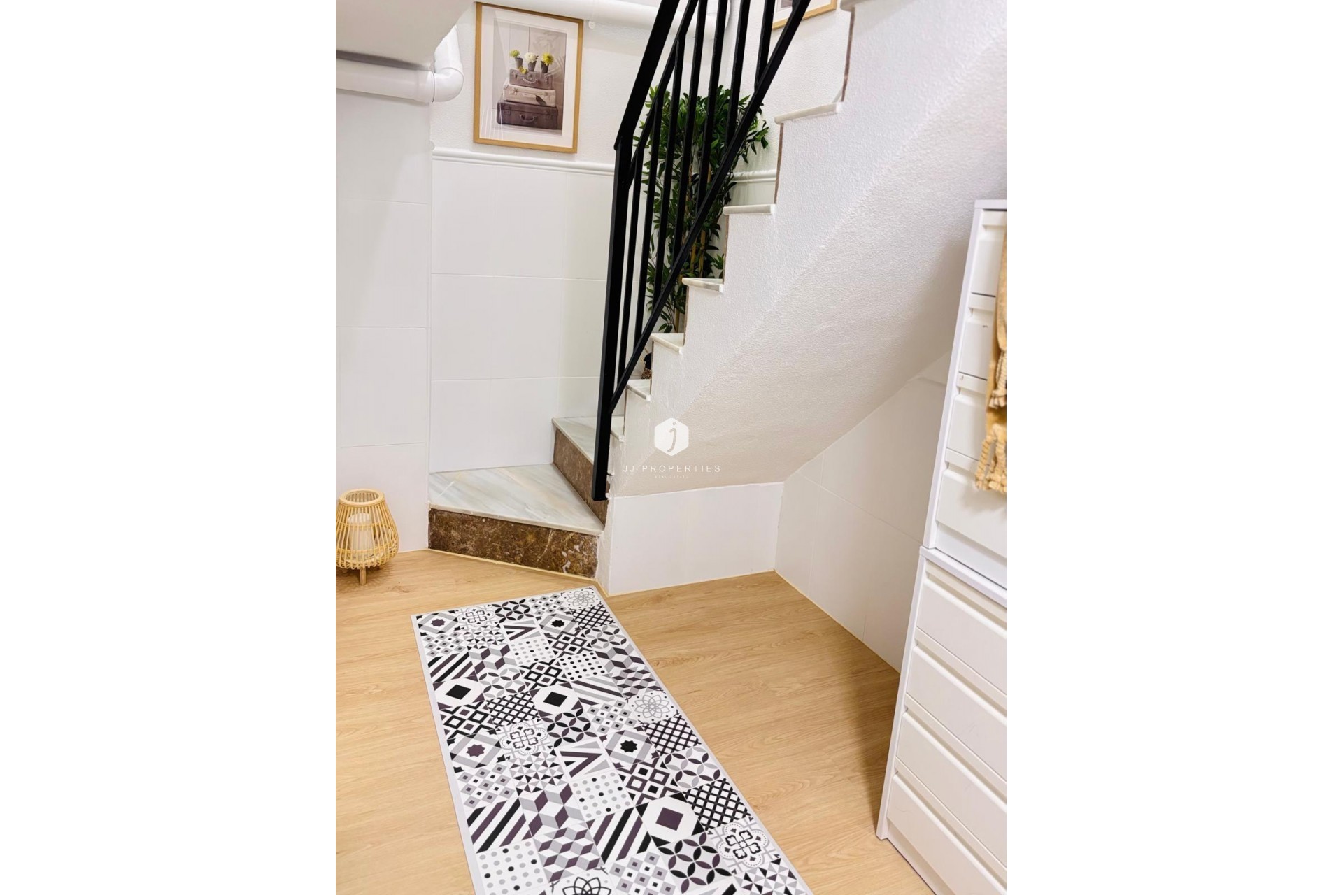 Resale - Apartment / flat -
Torrevieja - Playa de los Locos