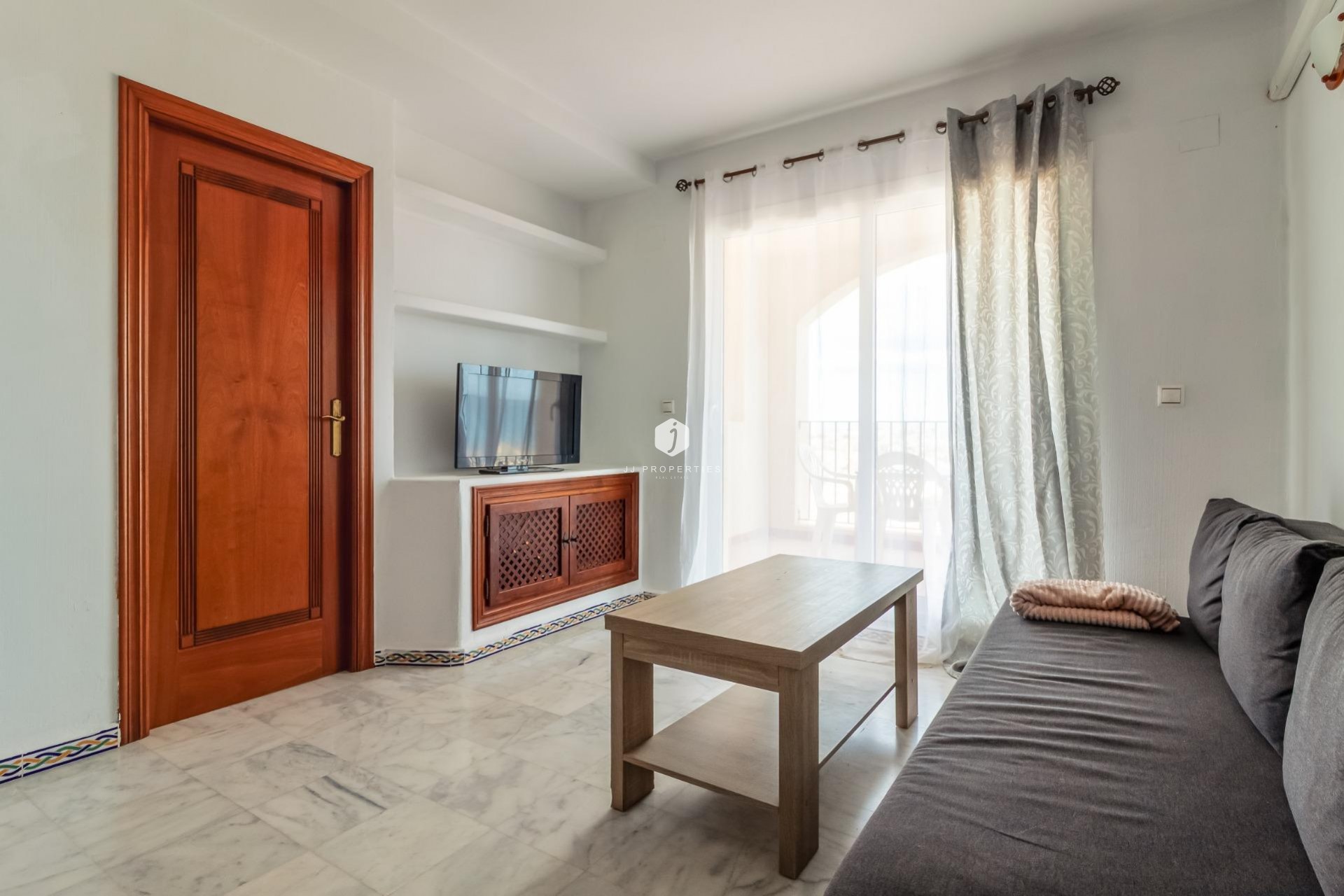 Resale - Apartment / flat -
Torrevieja - Playa de los Locos