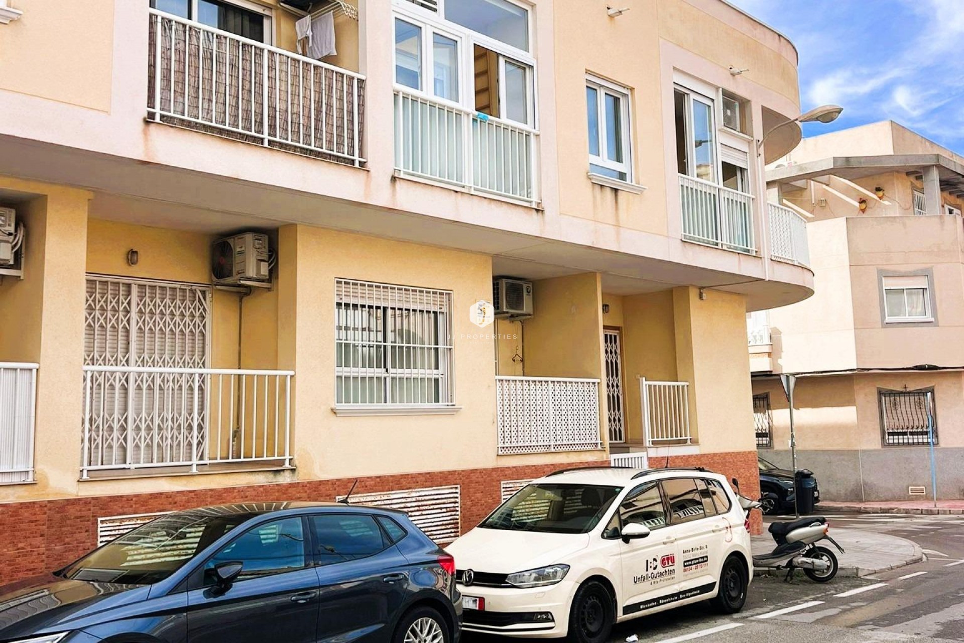 Resale - Apartment / flat -
Torrevieja - Playa de los Locos