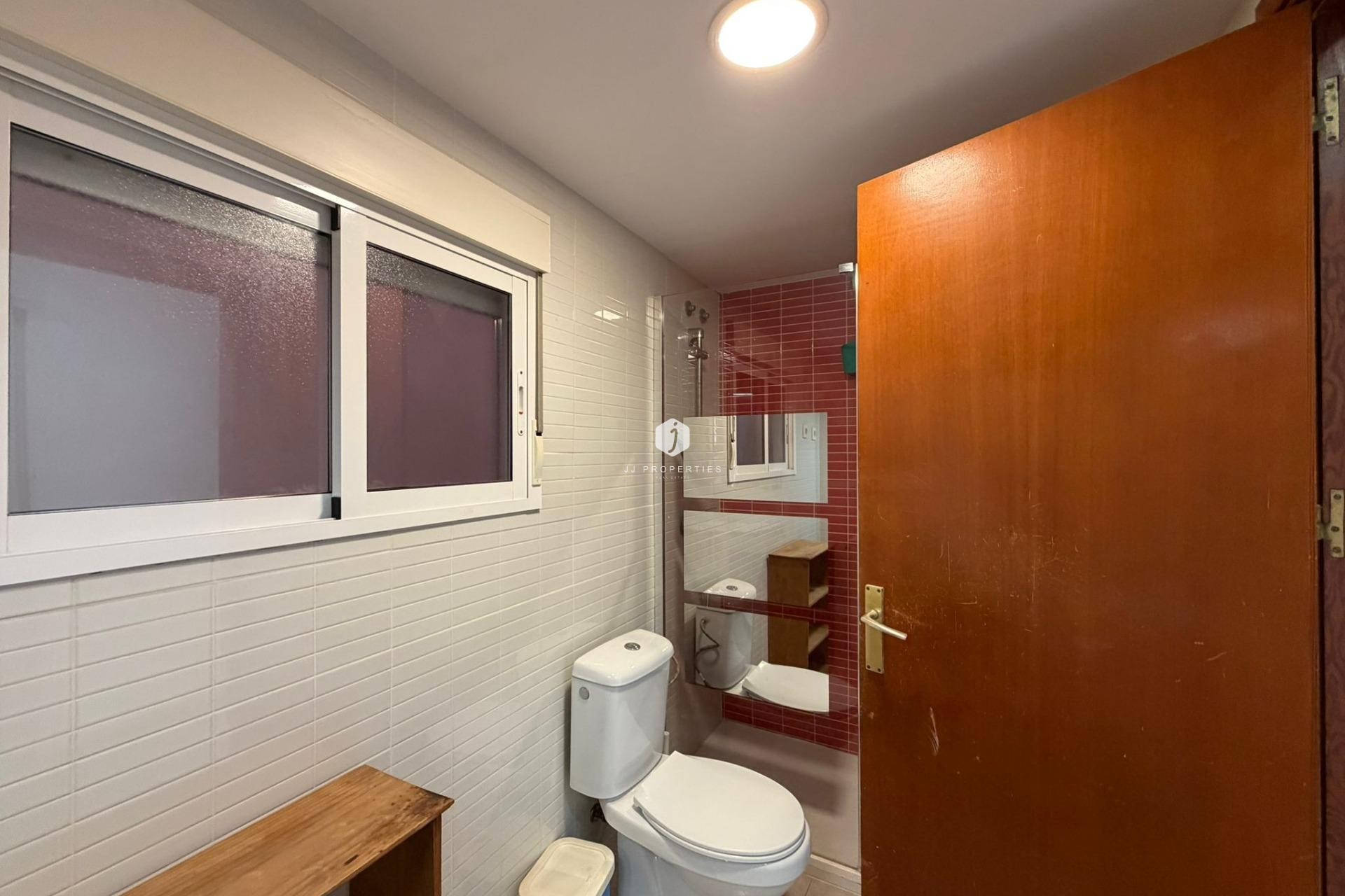 Resale - Apartment / flat -
Torrevieja - Playa de los Locos