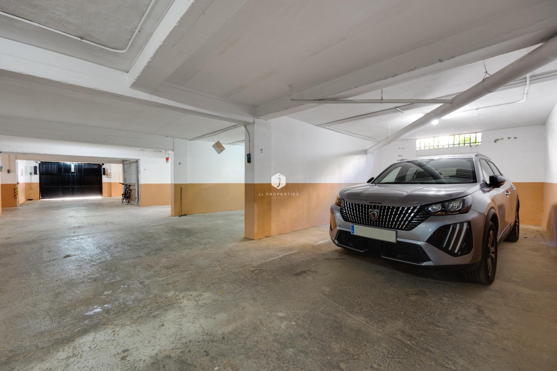 Resale - Apartment / flat -
Torrevieja - Playa de los Locos