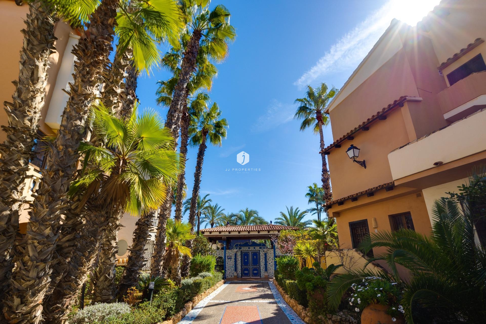 Resale - Apartment / flat -
Torrevieja - Playa de los Locos