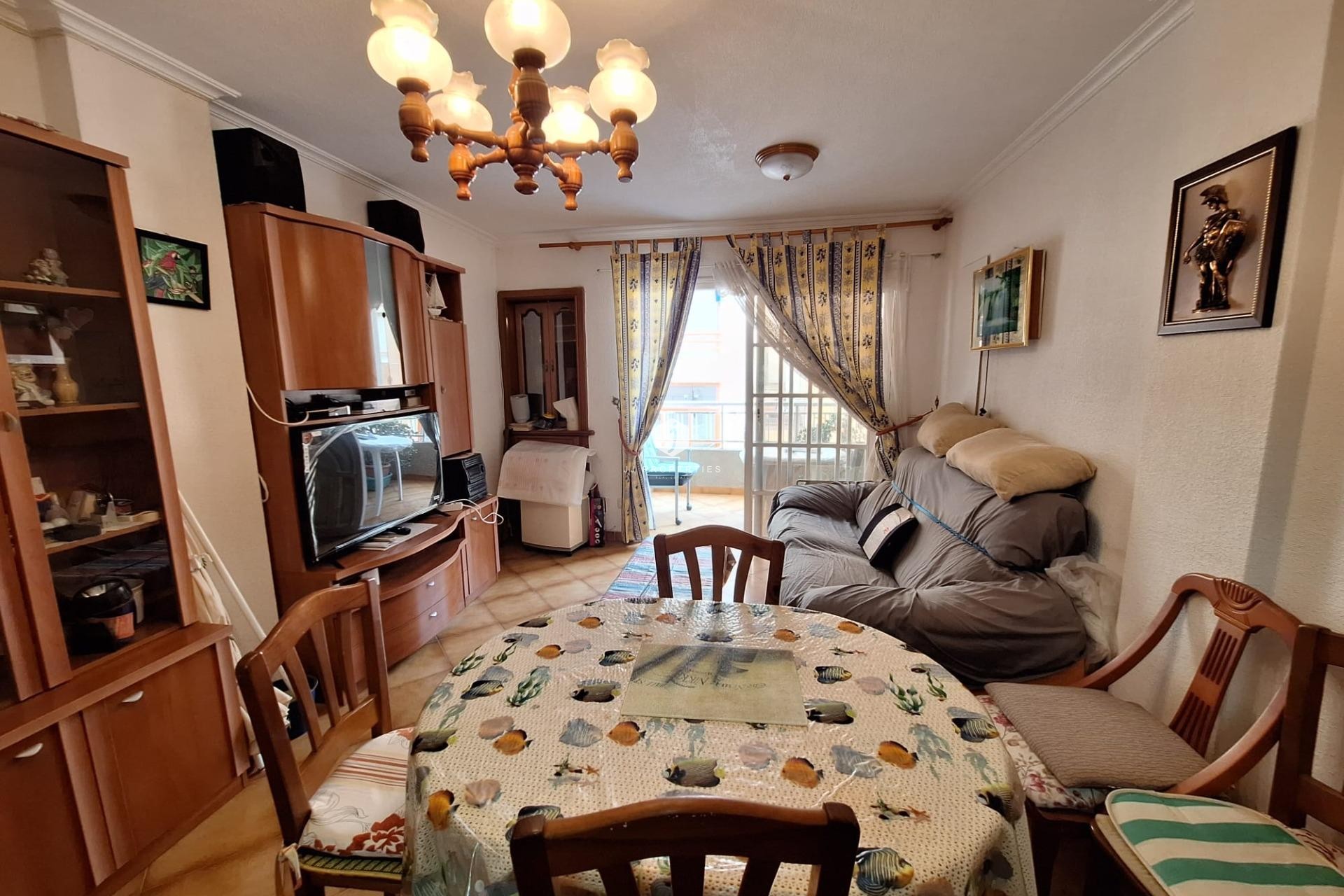 Resale - Apartment / flat -
Torrevieja - Playa de los Locos