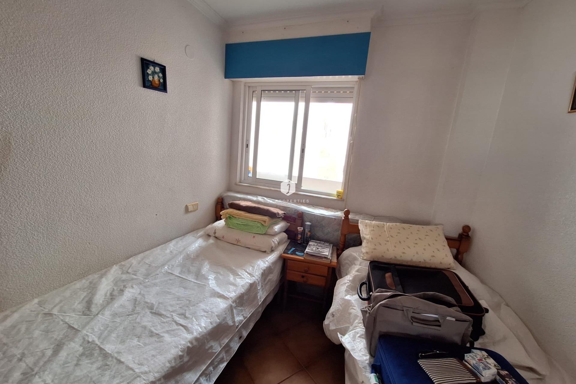 Resale - Apartment / flat -
Torrevieja - Playa de los Locos