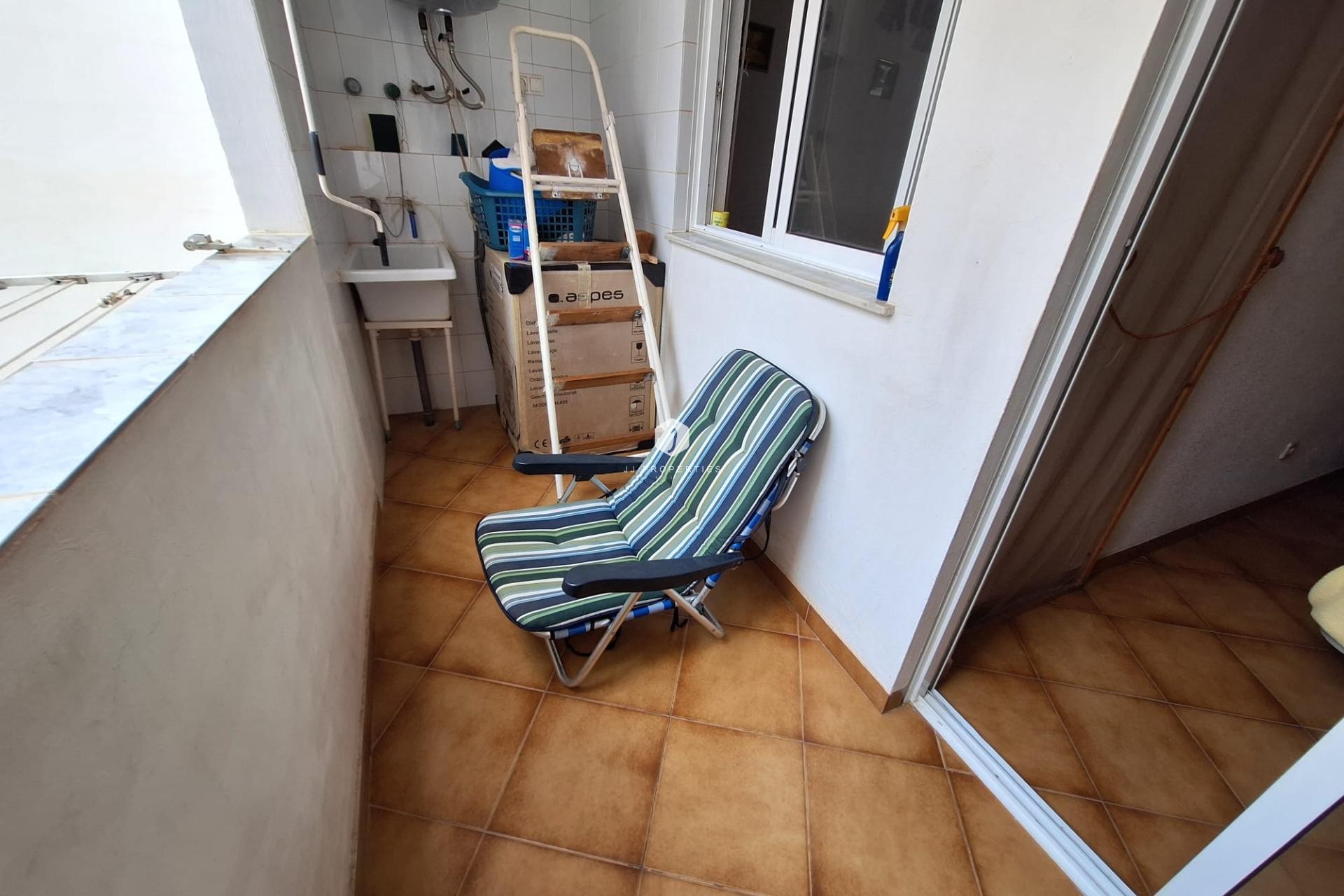 Resale - Apartment / flat -
Torrevieja - Playa de los Locos