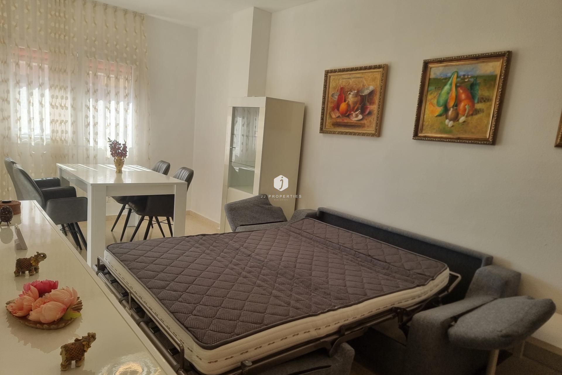 Resale - Apartment / flat -
Torrevieja - Playa de los Locos