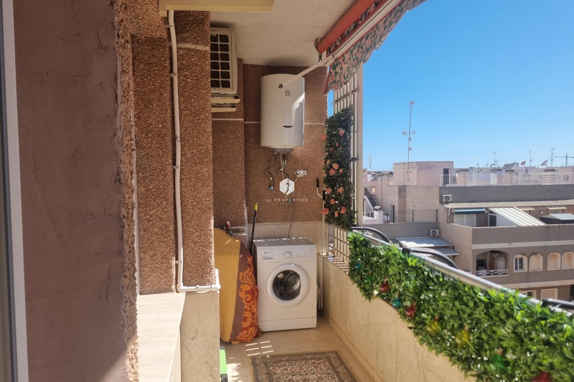 Resale - Apartment / flat -
Torrevieja - Playa de los Locos