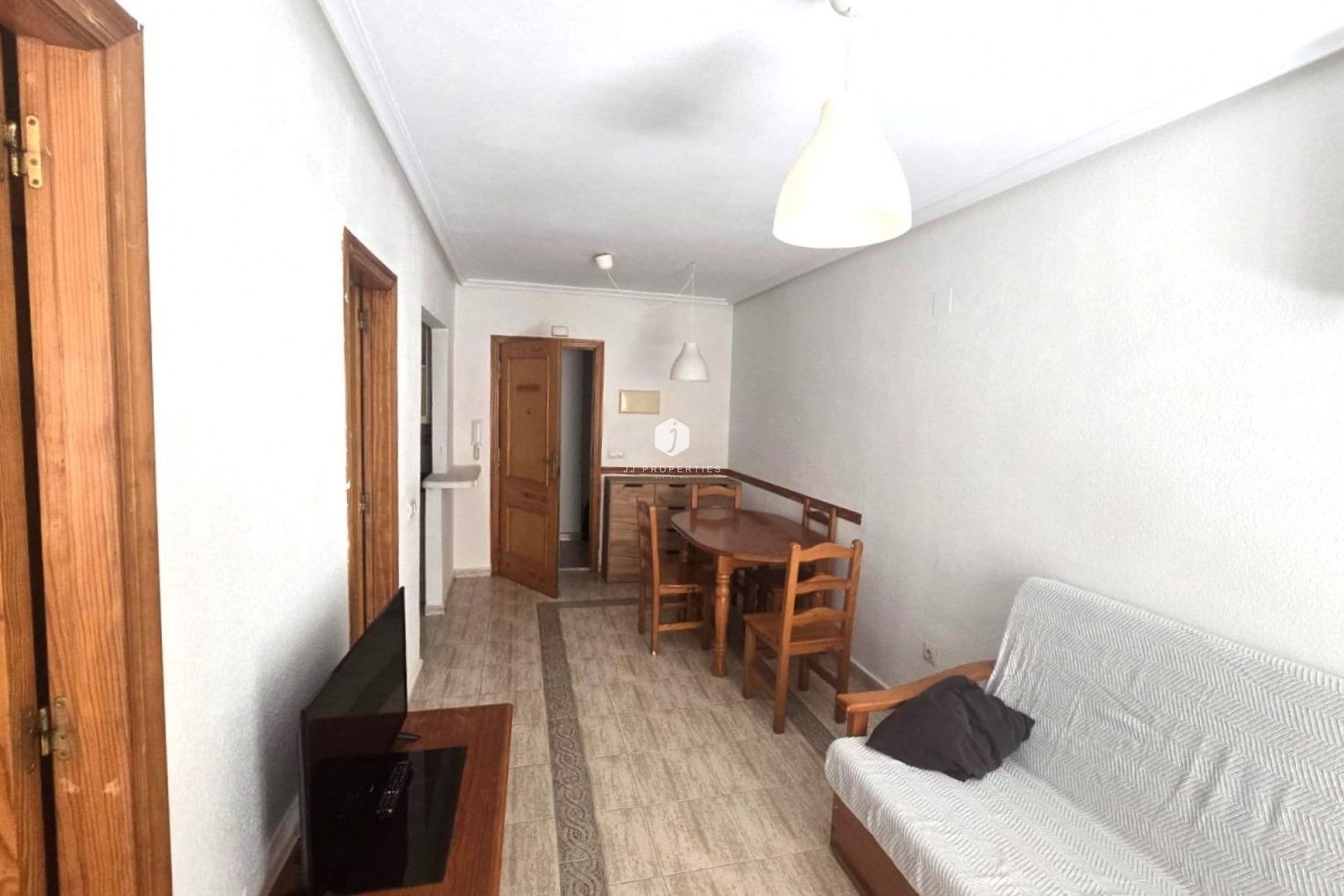 Resale - Apartment / flat -
Torrevieja - Playa de los Locos