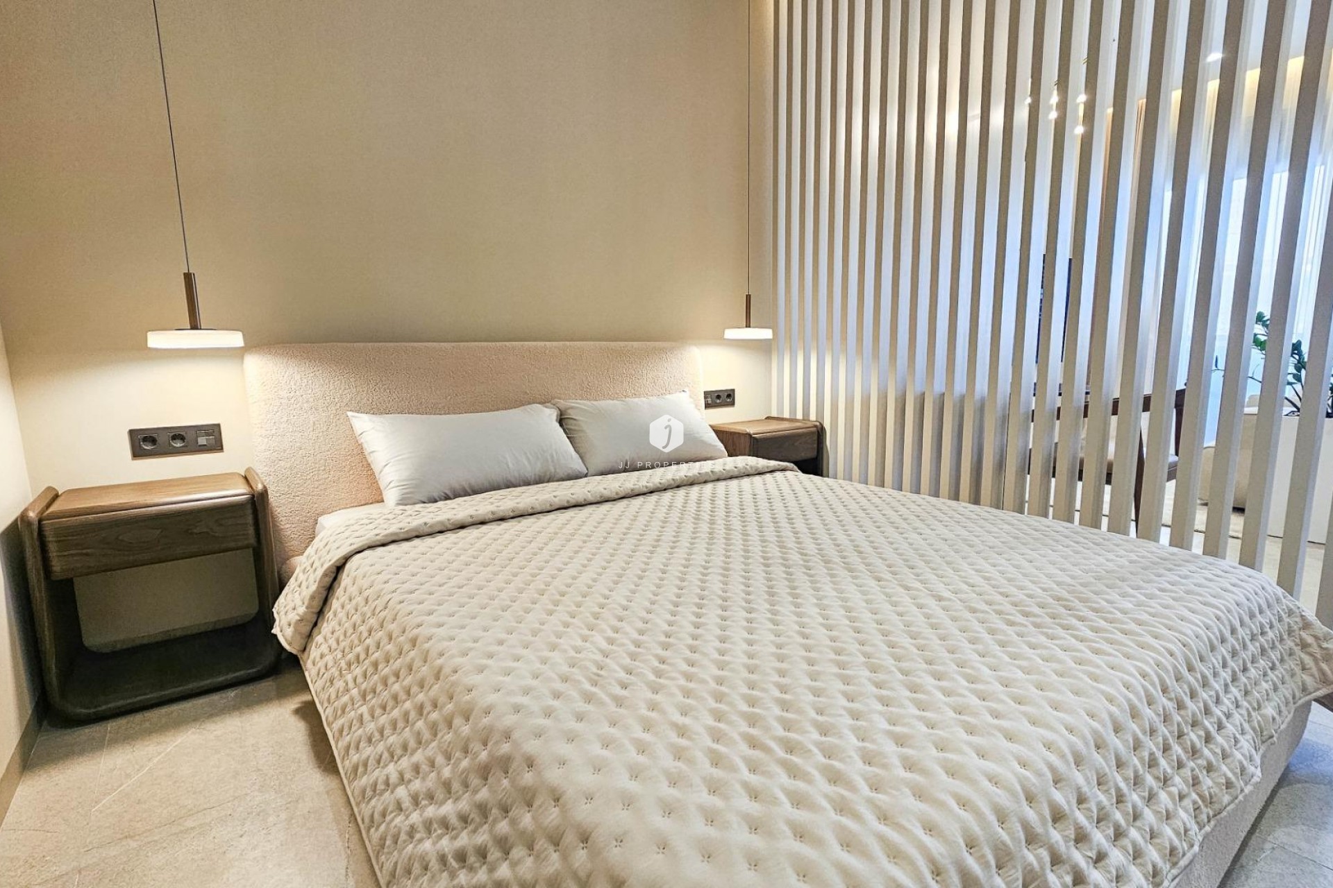 Resale - Apartment / flat -
Torrevieja - Playa de los Locos