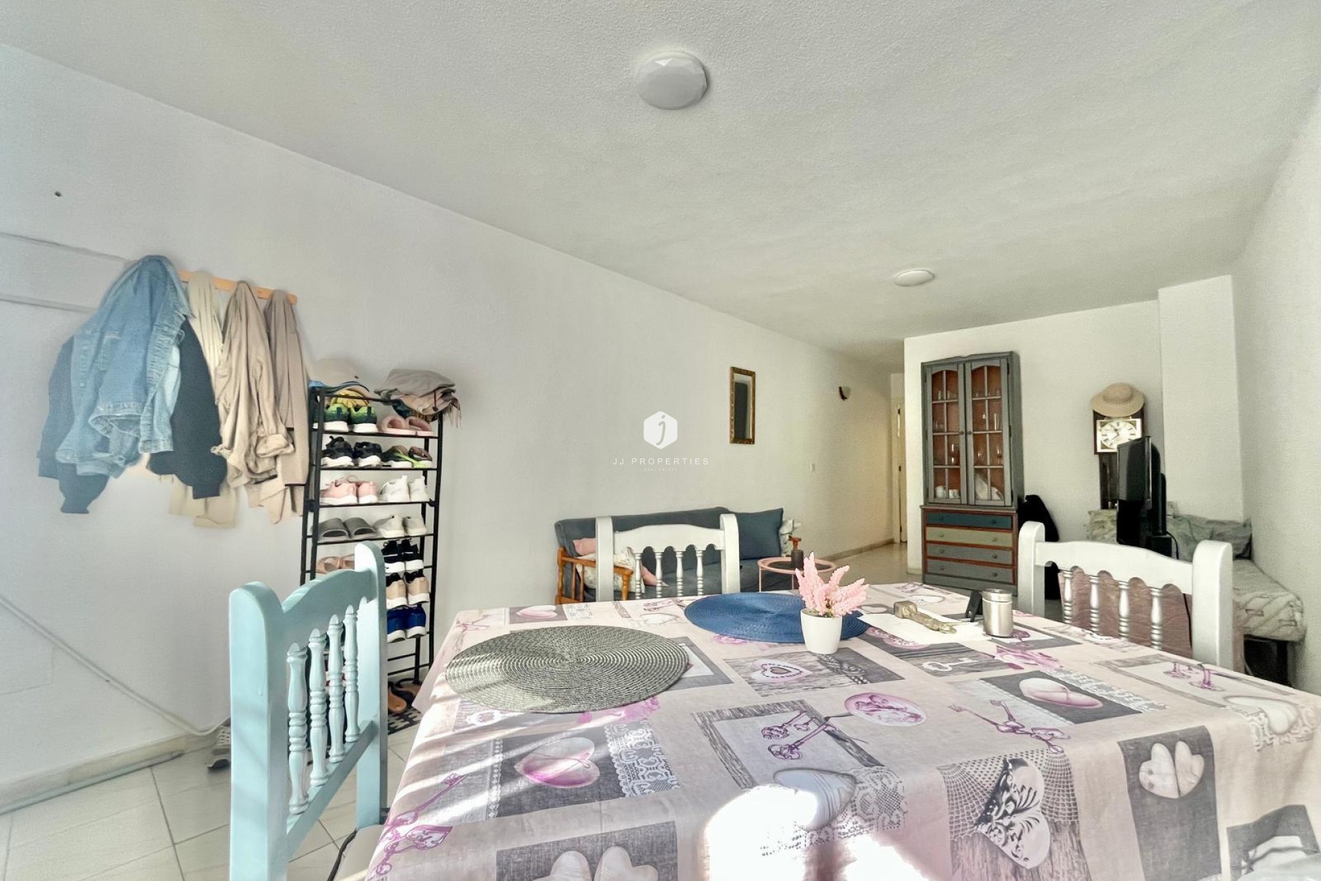 Resale - Apartment / flat -
Torrevieja - Playa de los Locos