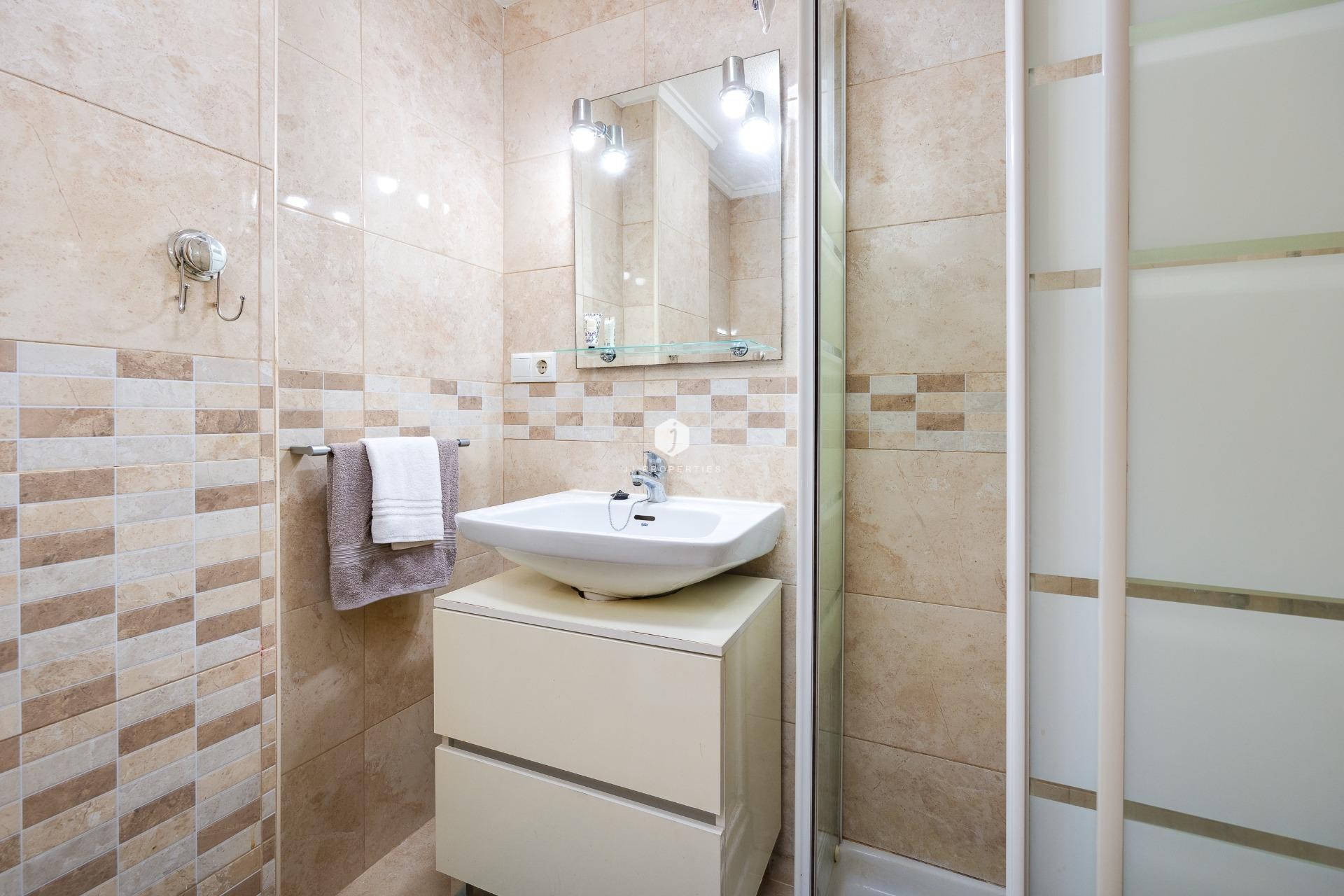 Resale - Apartment / flat -
Torrevieja - Playa de los Naufragos