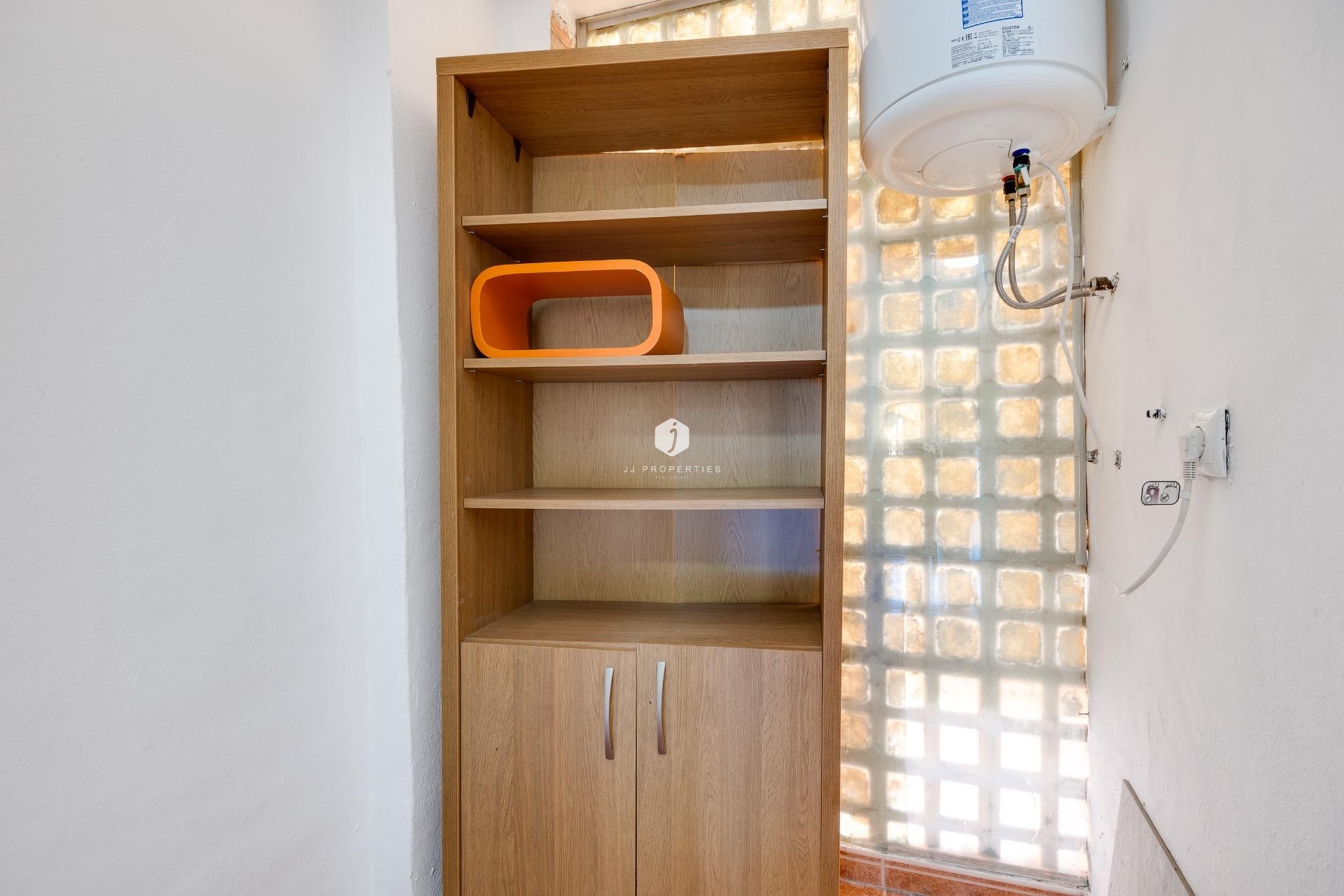 Resale - Apartment / flat -
Torrevieja - Playa de los Naufragos