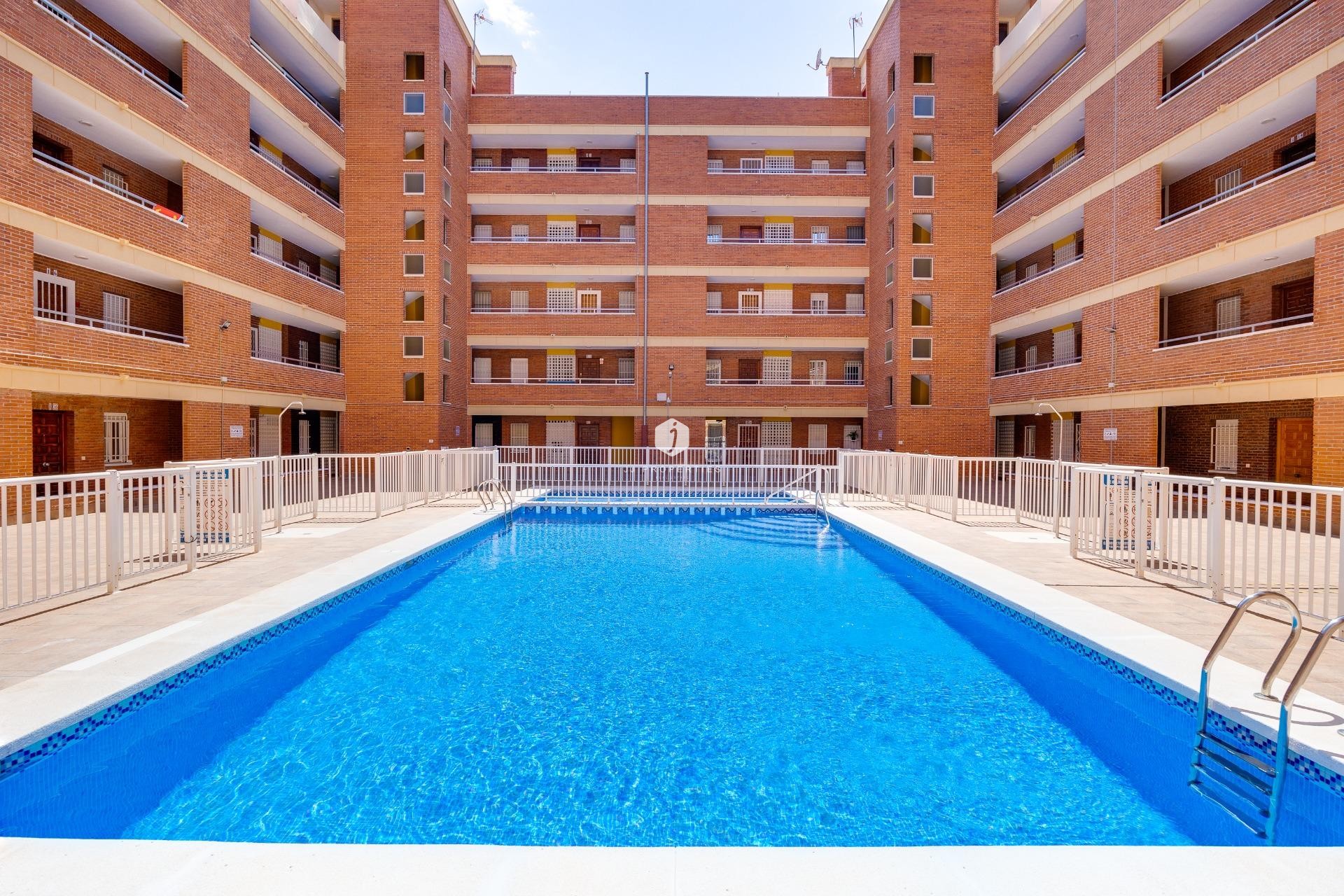 Resale - Apartment / flat -
Torrevieja - Playa de los Naufragos