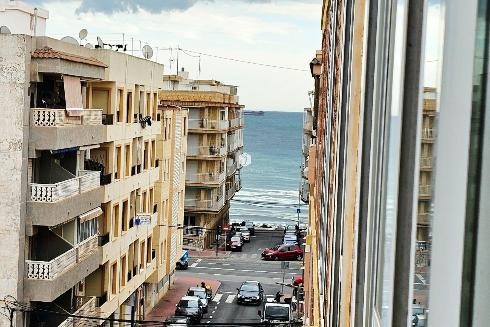 Resale - Apartment / flat -
Torrevieja - Playa de los Naufragos