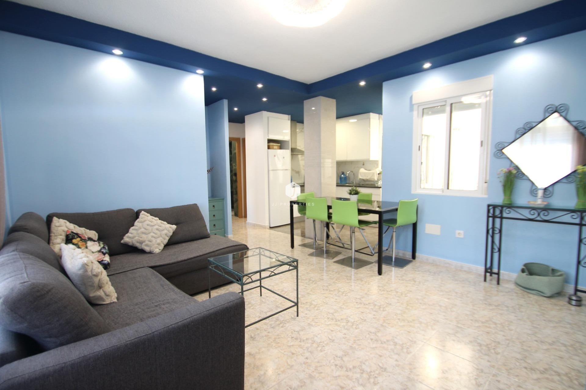 Resale - Apartment / flat -
Torrevieja - Playa de los Naufragos