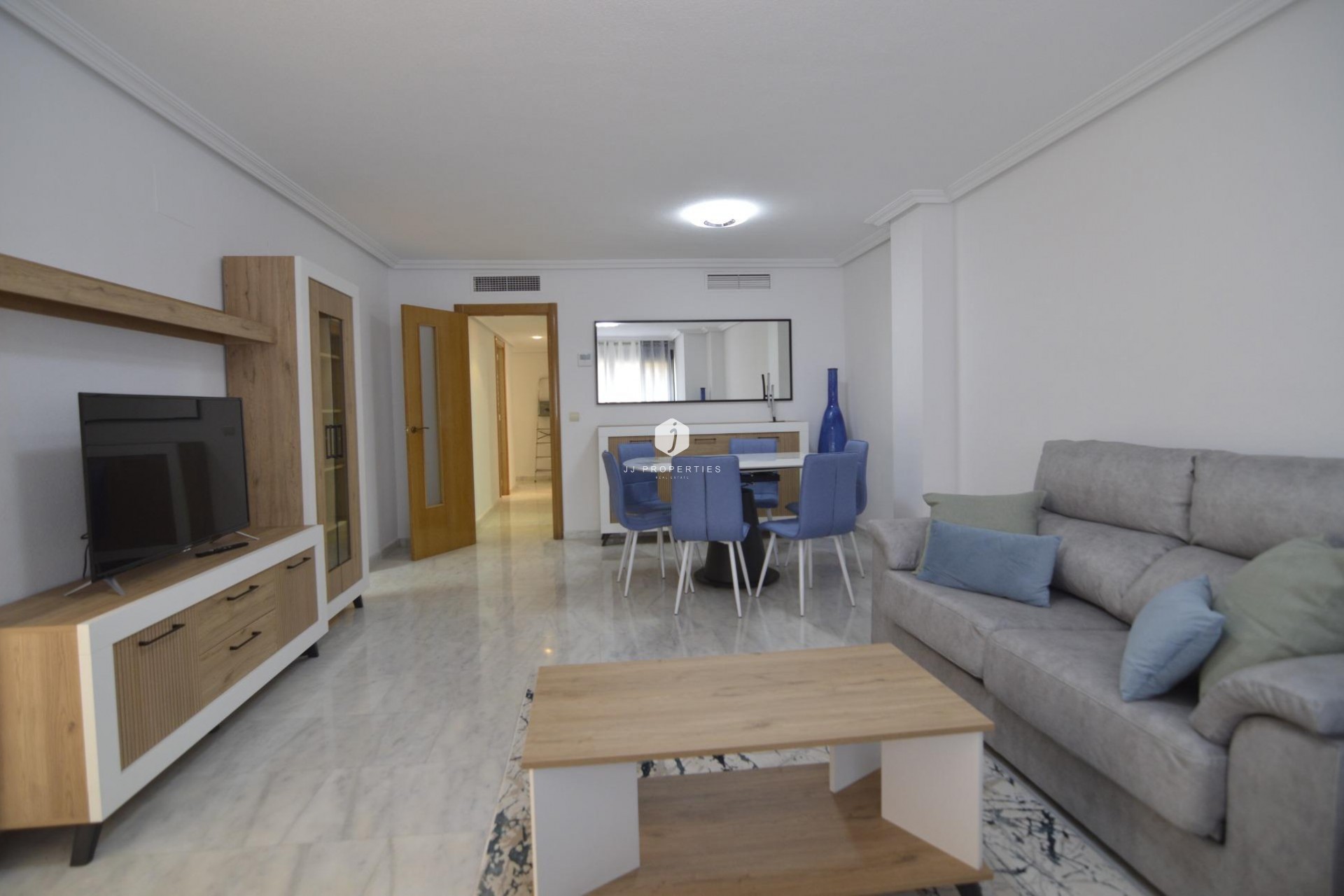 Resale - Apartment / flat -
Torrevieja - Playa del Cura