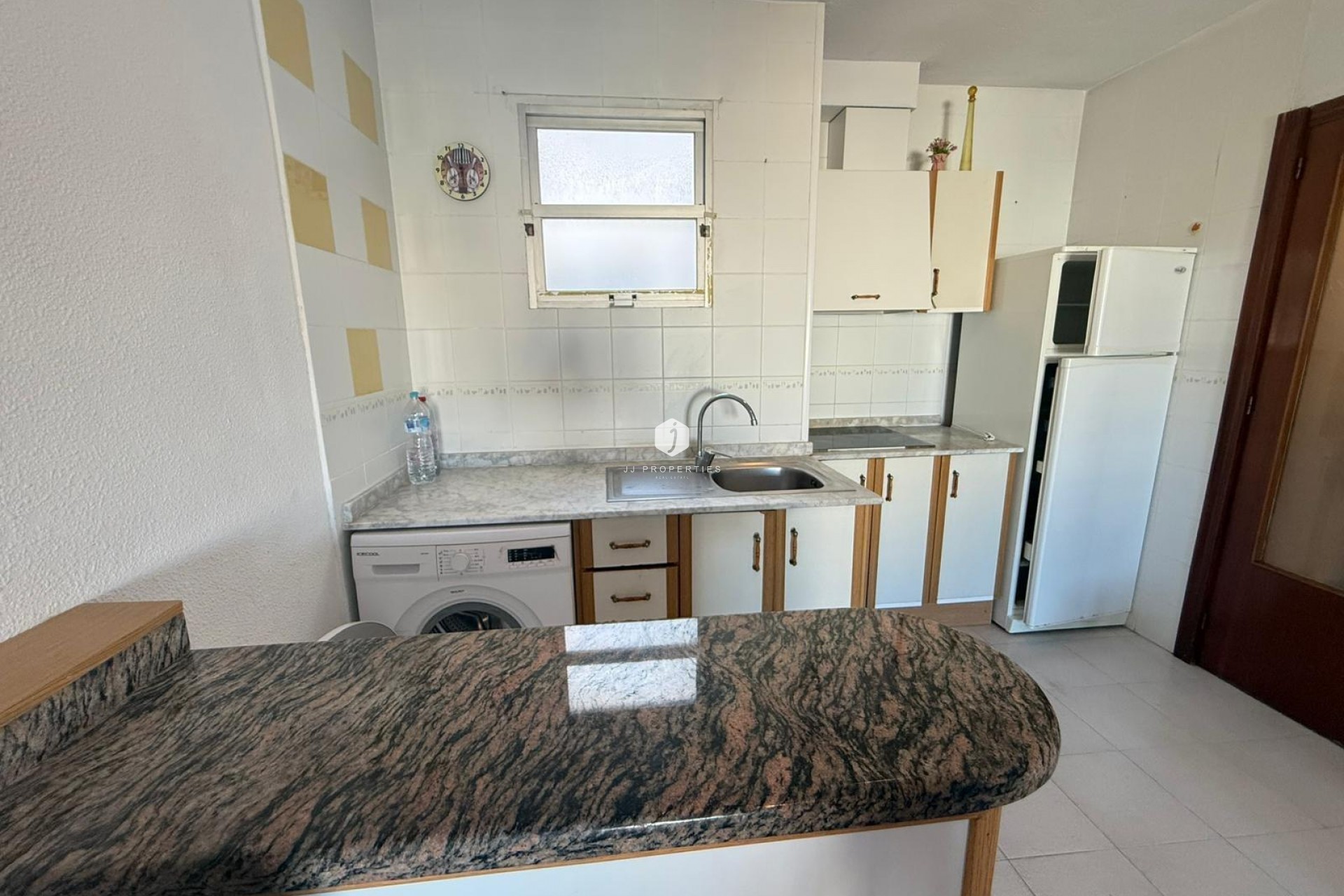 Resale - Apartment / flat -
Torrevieja - Playa del Cura