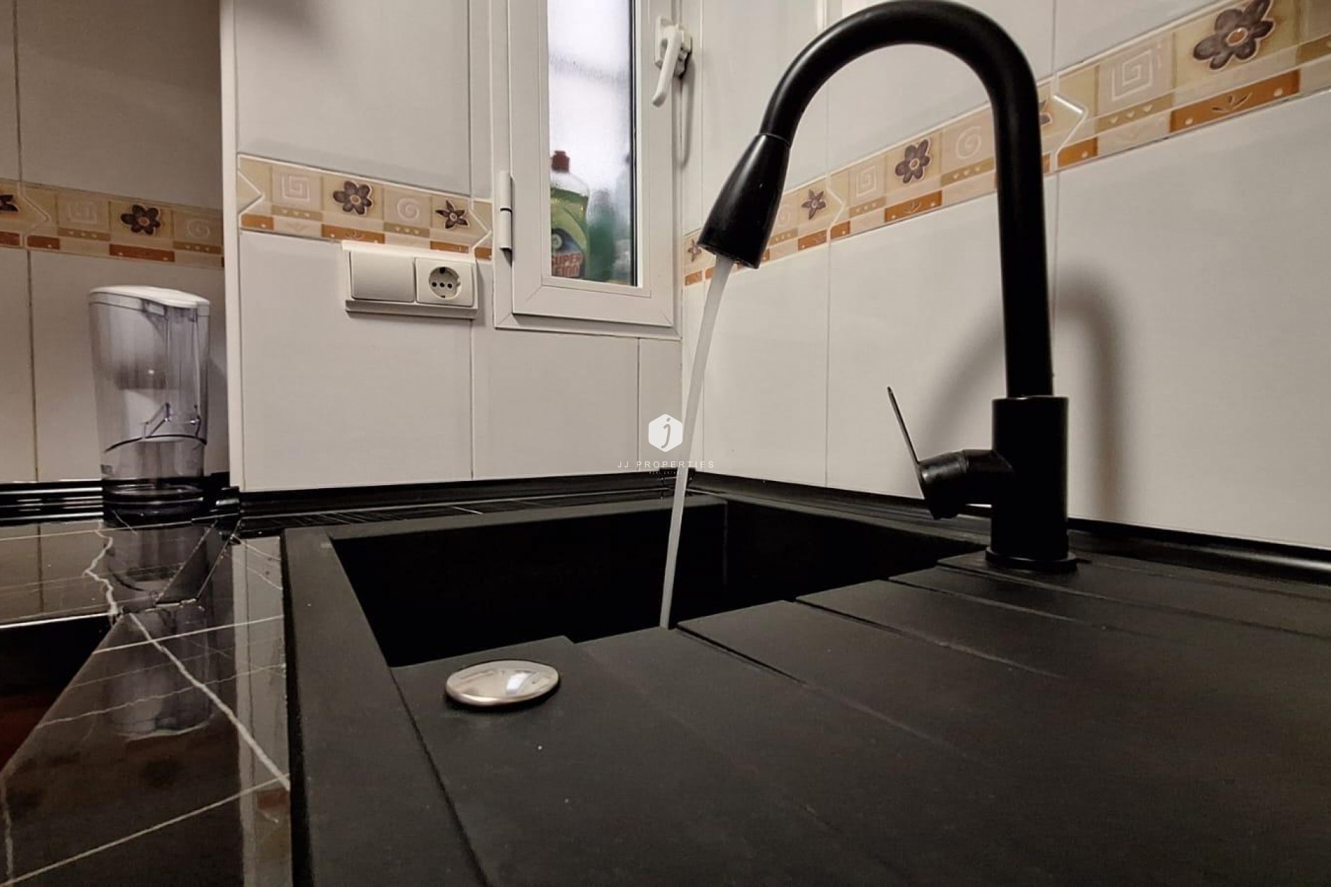 Resale - Apartment / flat -
Torrevieja - Playa del Cura