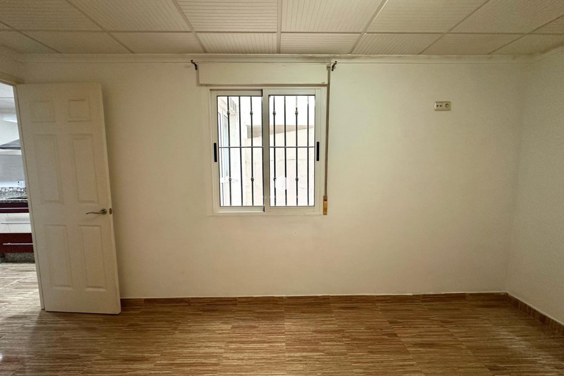 Resale - Apartment / flat -
Torrevieja - Playa del Cura