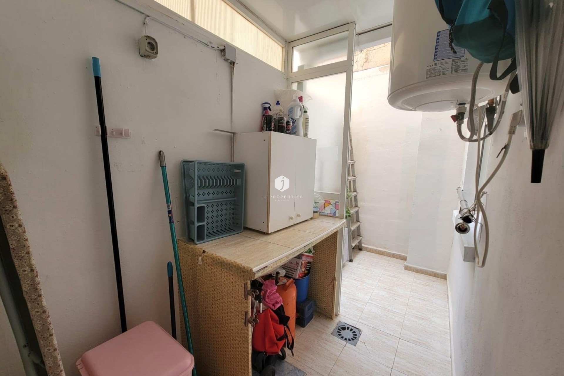 Resale - Apartment / flat -
Torrevieja - Playa del Cura