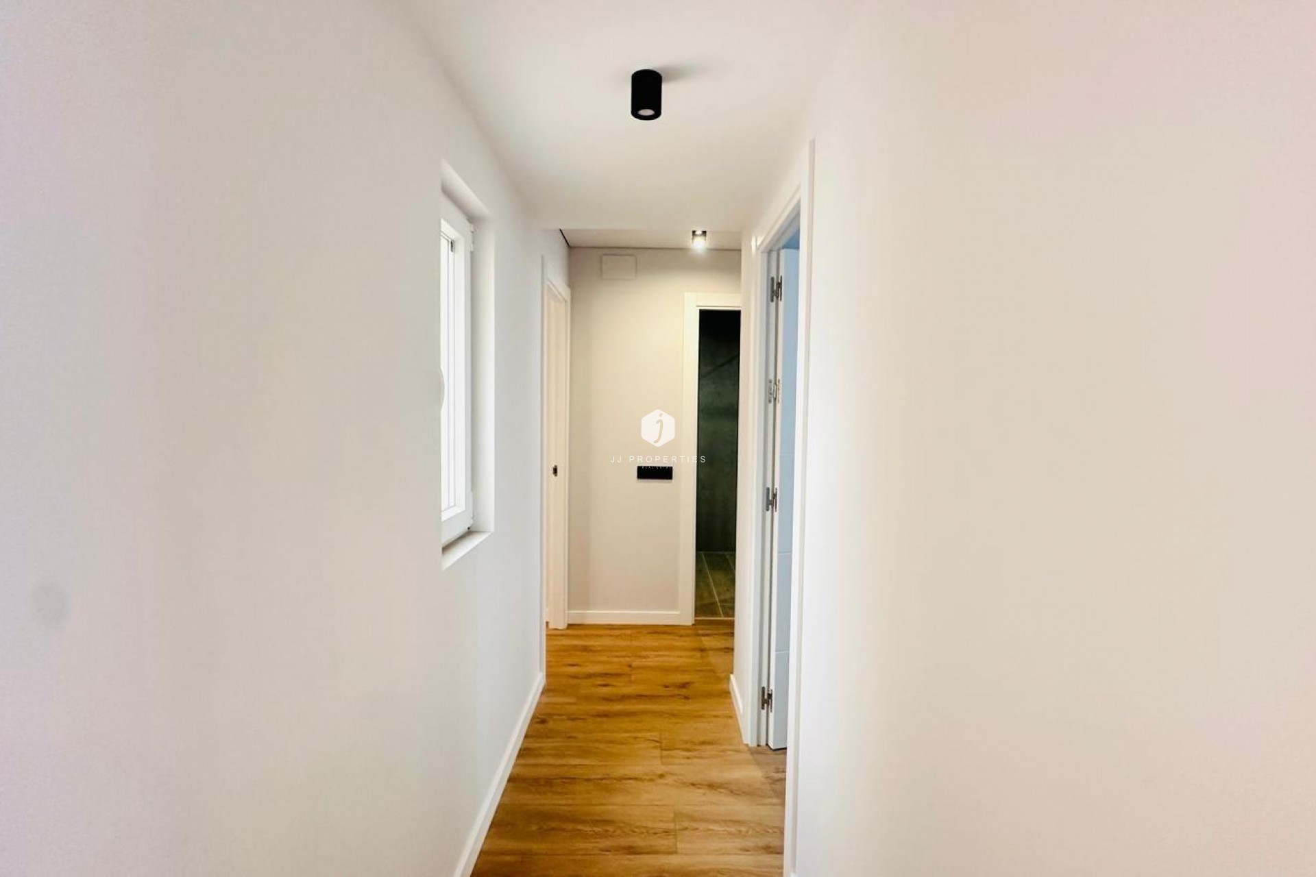 Resale - Apartment / flat -
Torrevieja - Playa del Cura