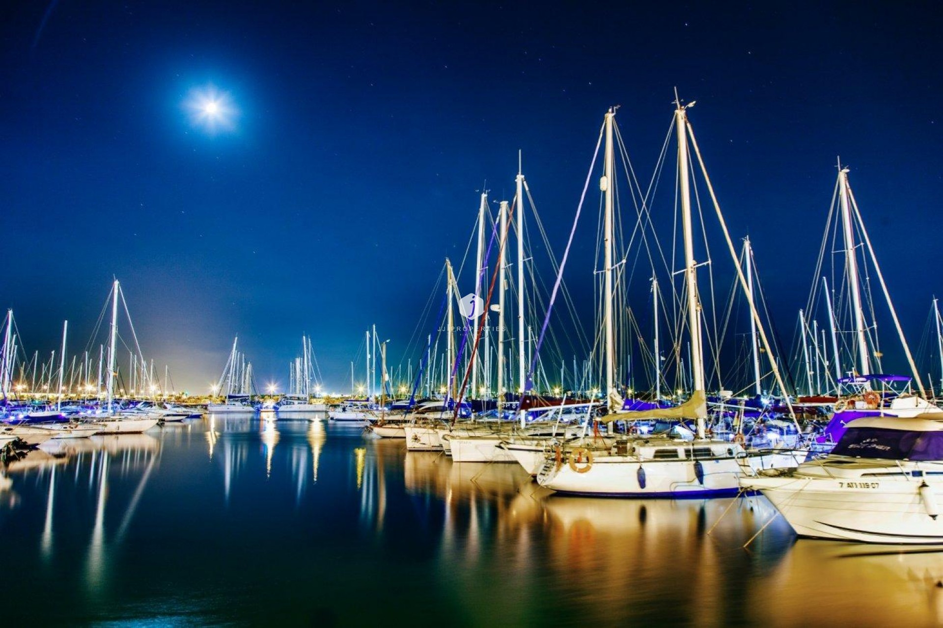 Resale - Apartment / flat -
Torrevieja - Playa del Cura