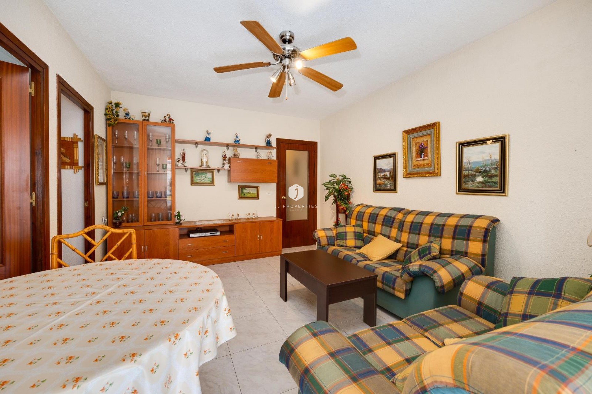 Resale - Apartment / flat -
Torrevieja - Playa del Cura