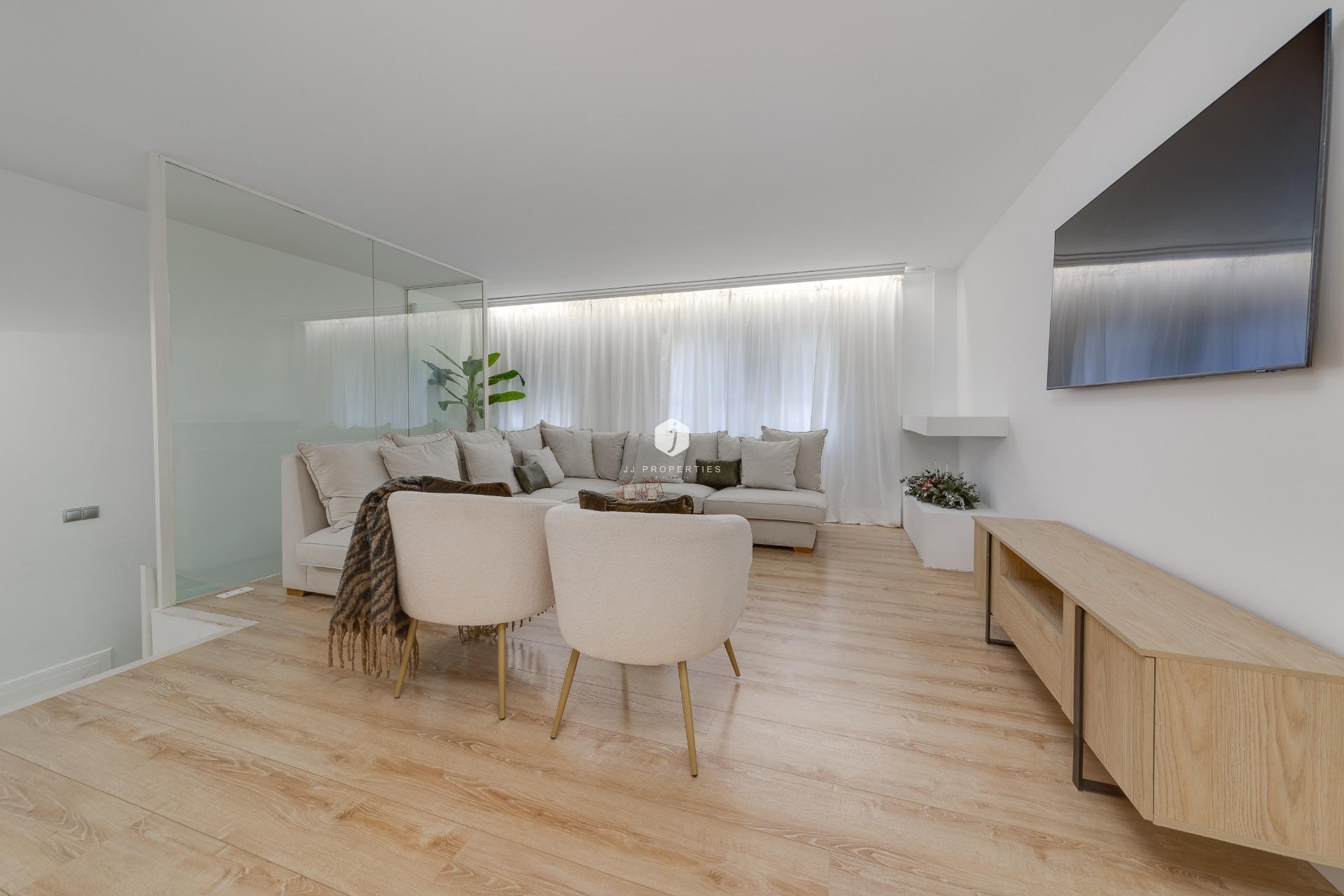 Resale - Apartment / flat -
Torrevieja - Playa del Cura