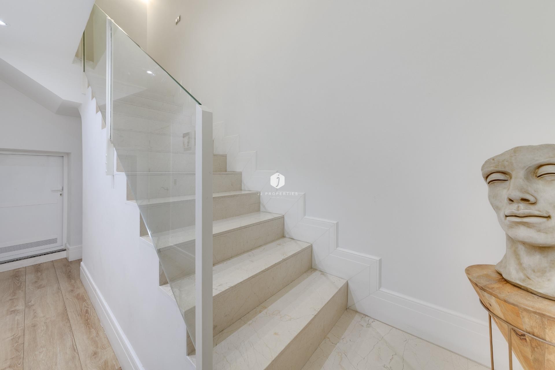 Resale - Apartment / flat -
Torrevieja - Playa del Cura