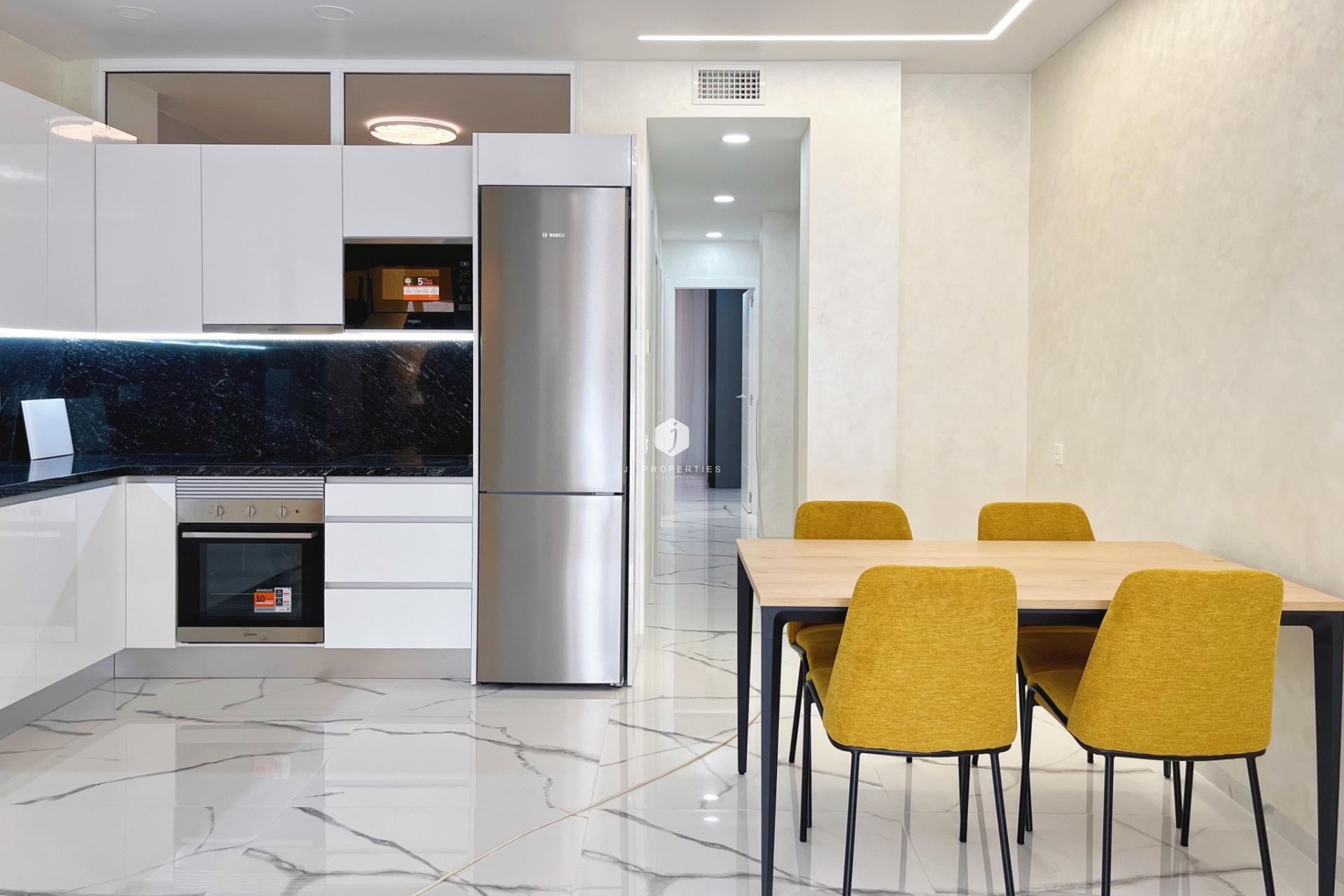 Resale - Apartment / flat -
Torrevieja - Playa del Cura