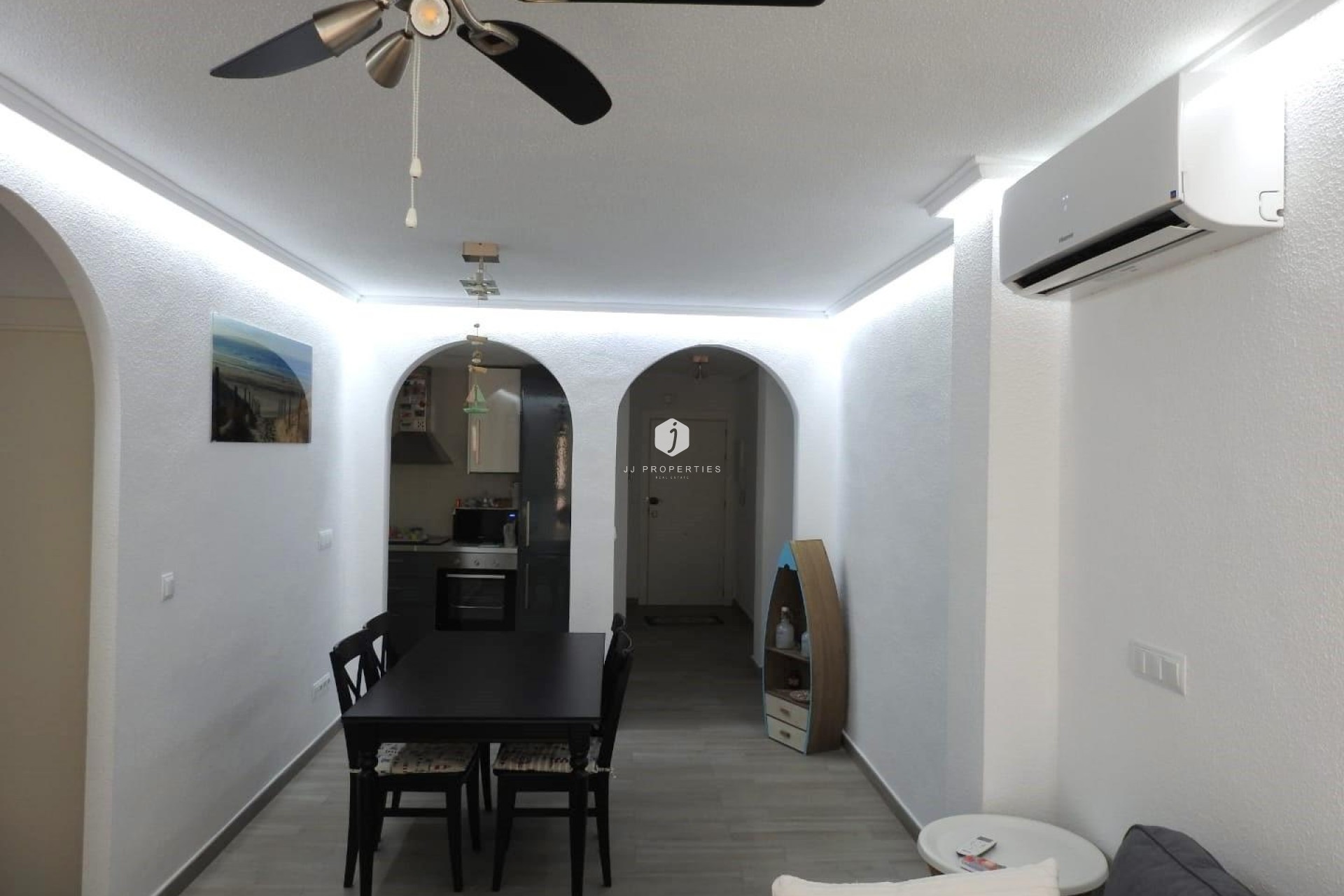 Resale - Apartment / flat -
Torrevieja - Playa del Cura