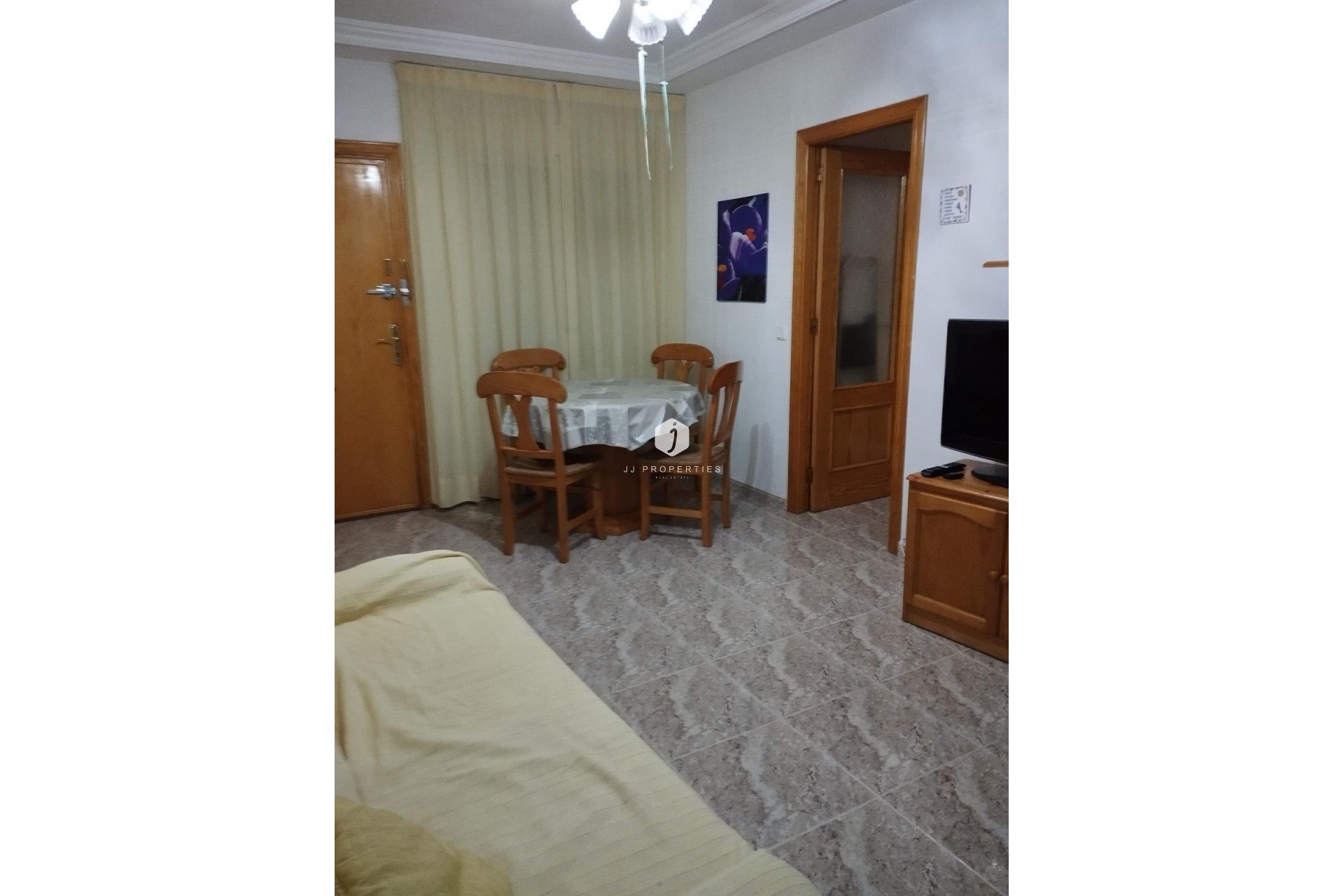 Resale - Apartment / flat -
Torrevieja - Playa del Cura