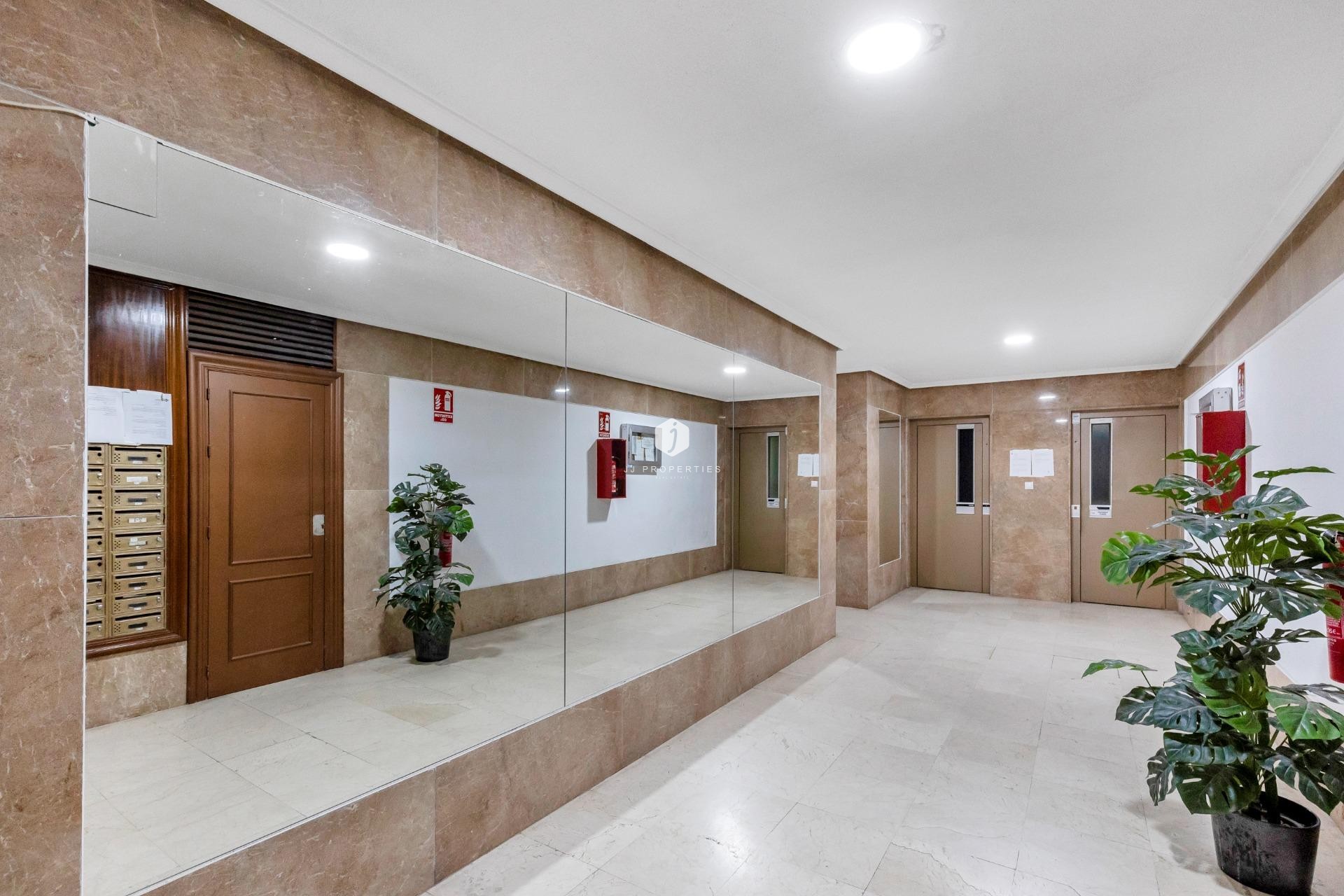 Resale - Apartment / flat -
Torrevieja - Playa del Cura