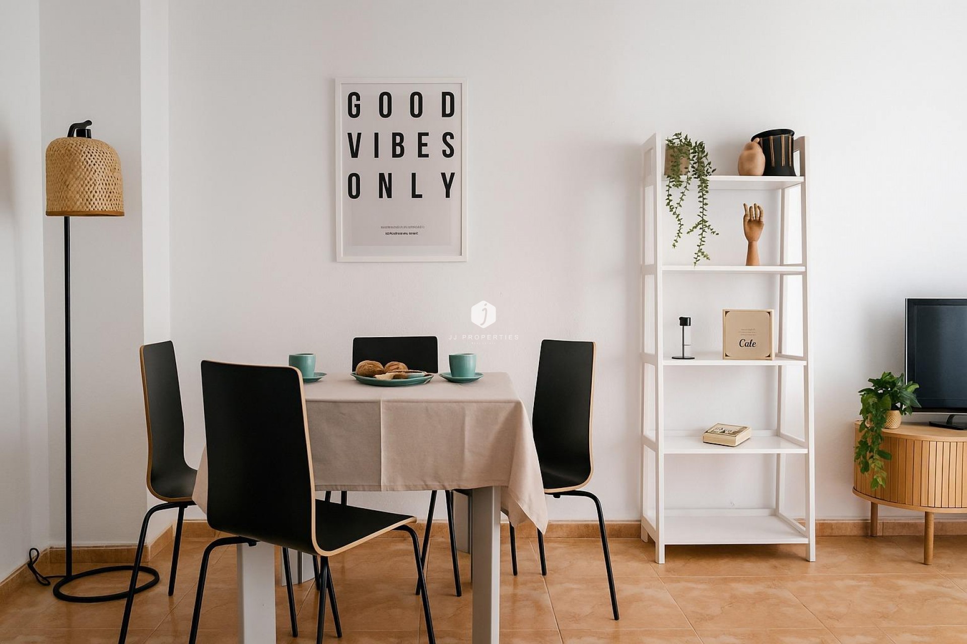 Resale - Apartment / flat -
Torrevieja - Playa del Cura