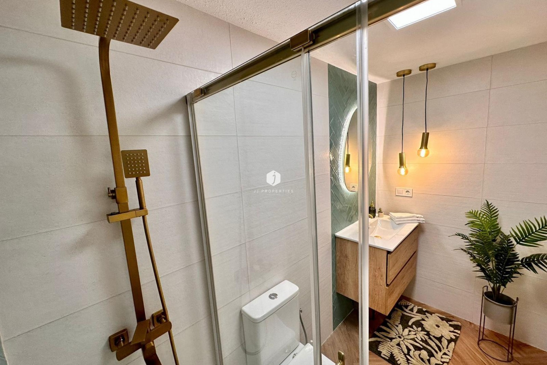 Resale - Apartment / flat -
Torrevieja - Playa del Cura