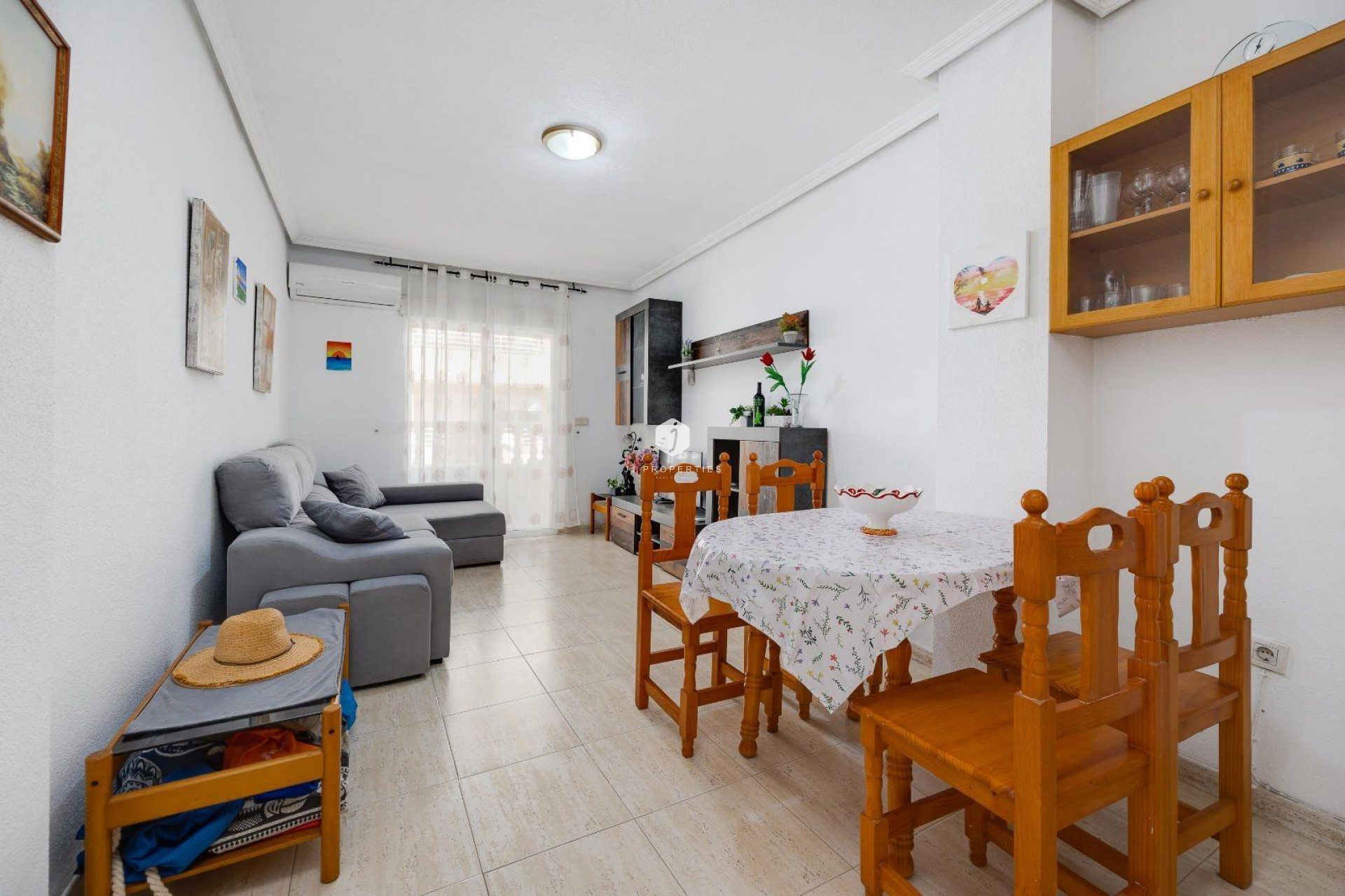 Resale - Apartment / flat -
Torrevieja - Playa del Cura