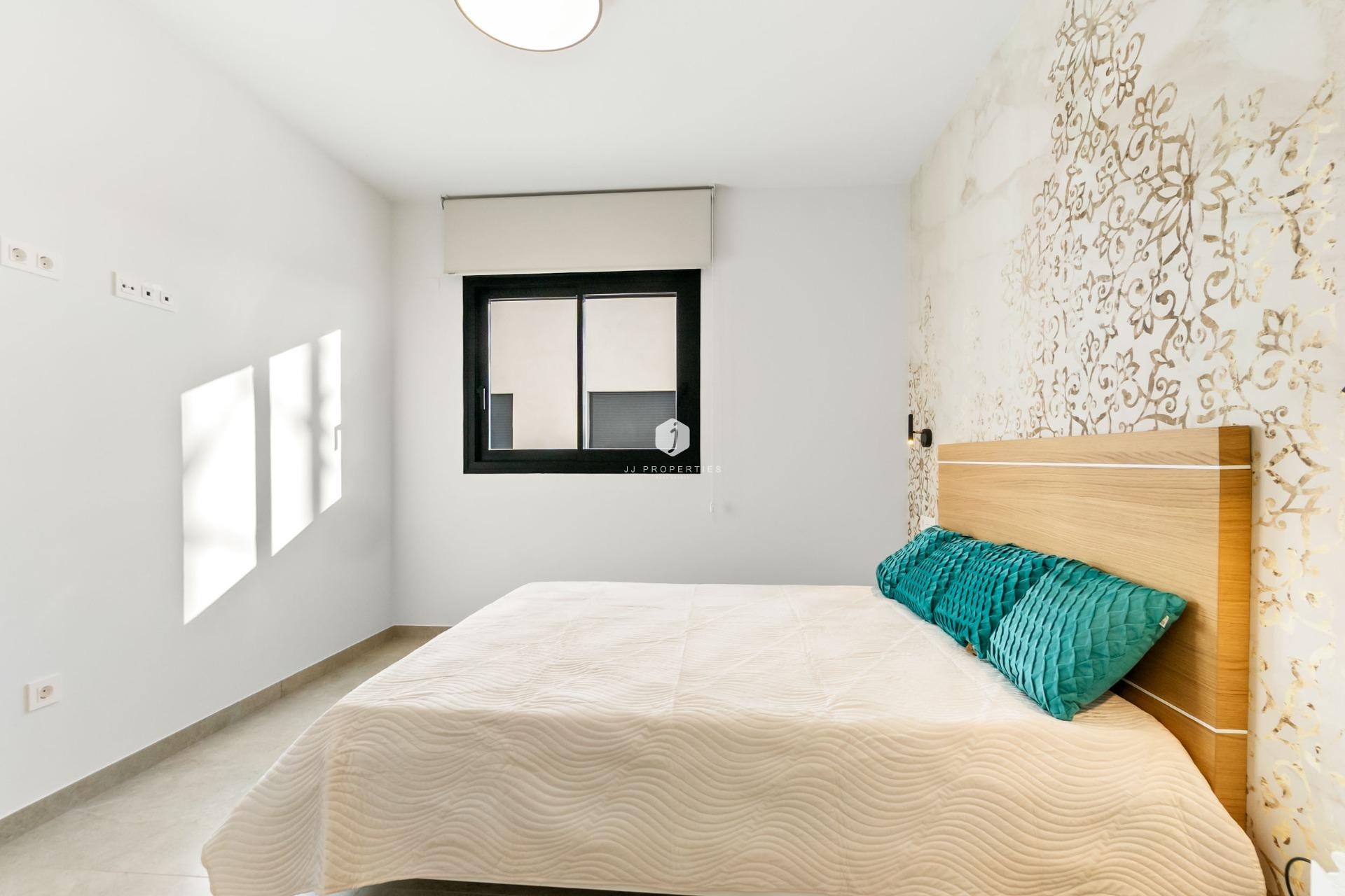 Resale - Apartment / flat -
Torrevieja - Playa del Cura