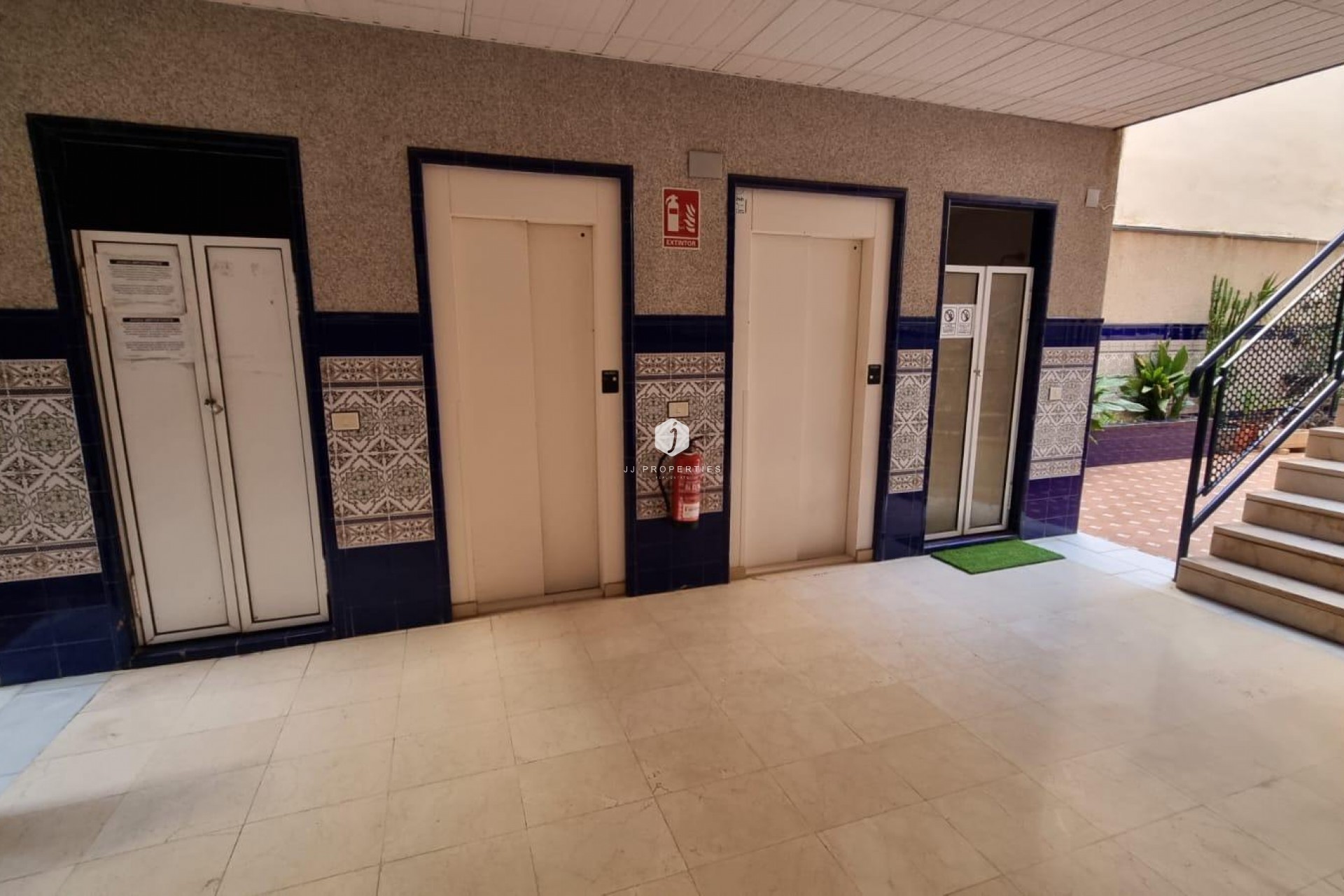 Resale - Apartment / flat -
Torrevieja - Playa del Cura