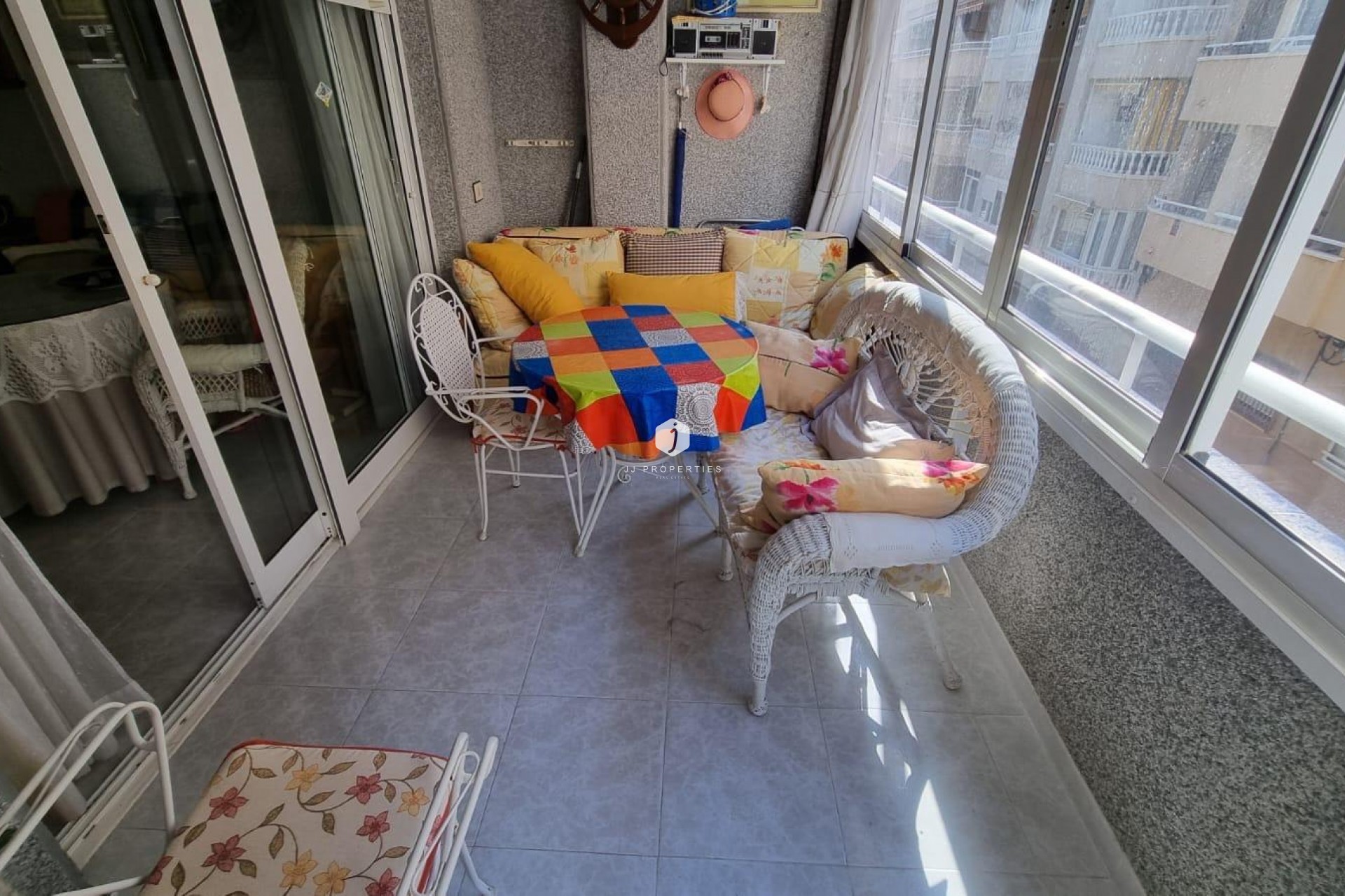Resale - Apartment / flat -
Torrevieja - Playa del Cura
