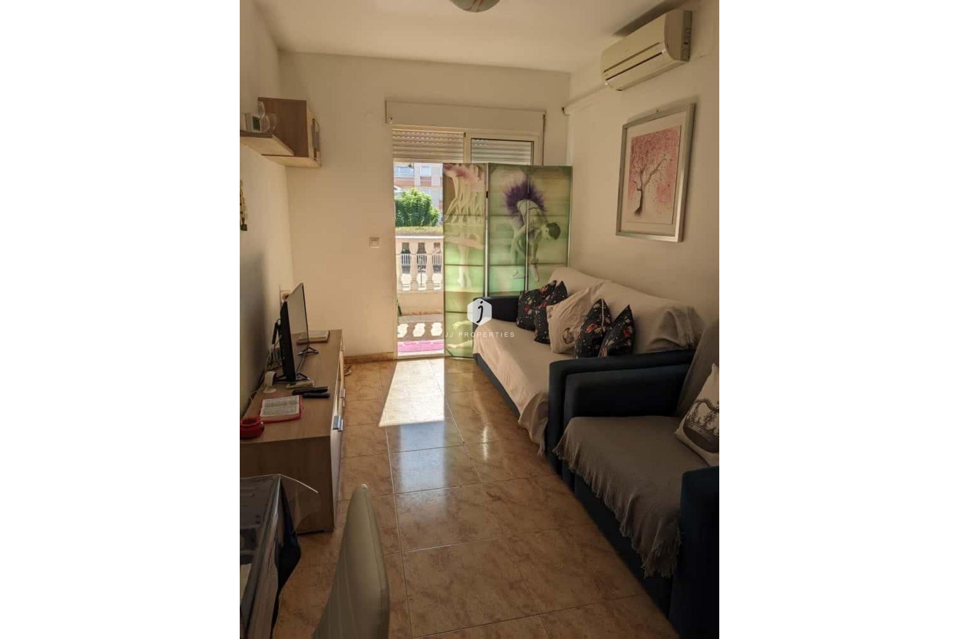 Resale - Apartment / flat -
Torrevieja - Playa del Cura