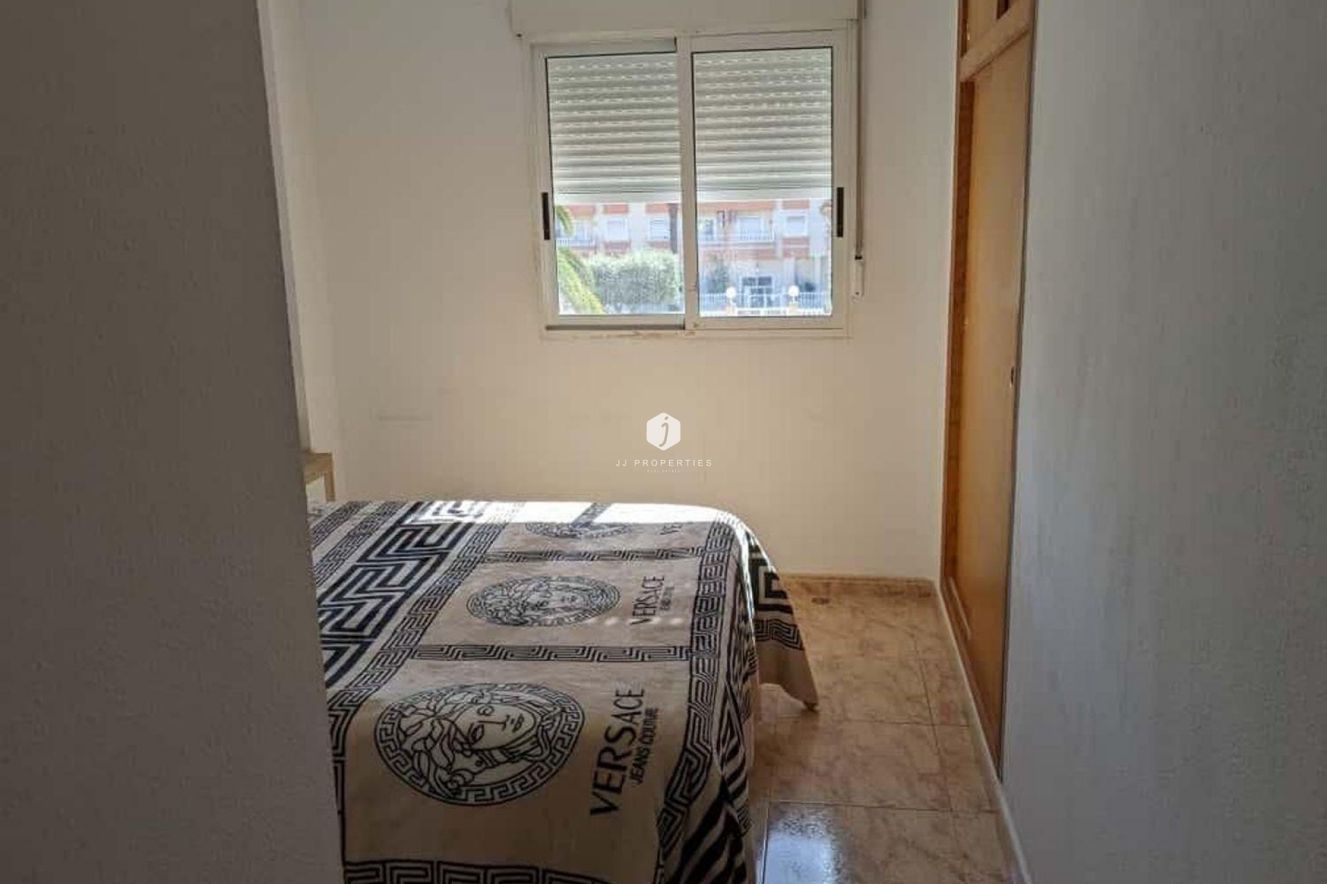 Resale - Apartment / flat -
Torrevieja - Playa del Cura
