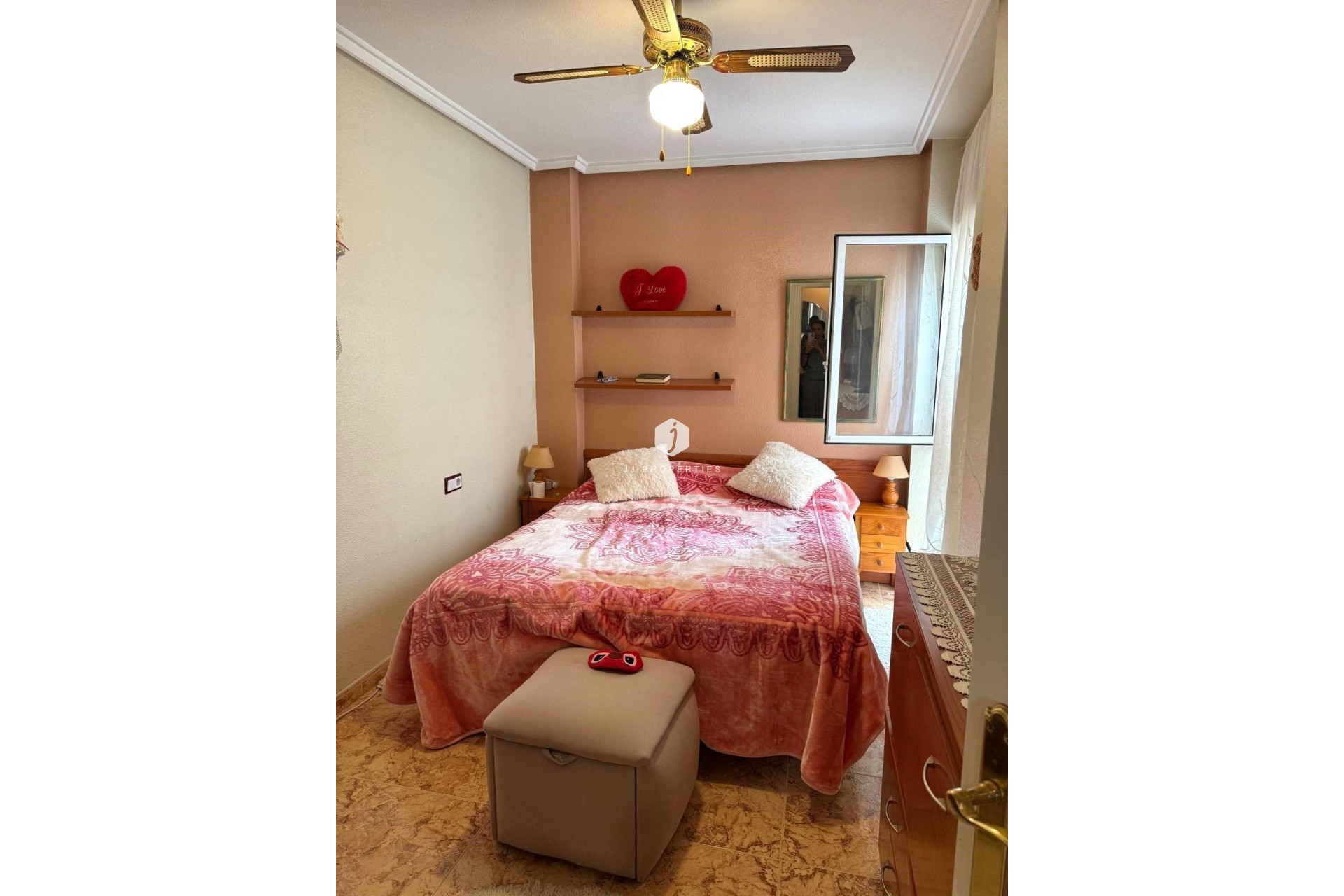 Resale - Apartment / flat -
Torrevieja - Playa del Cura