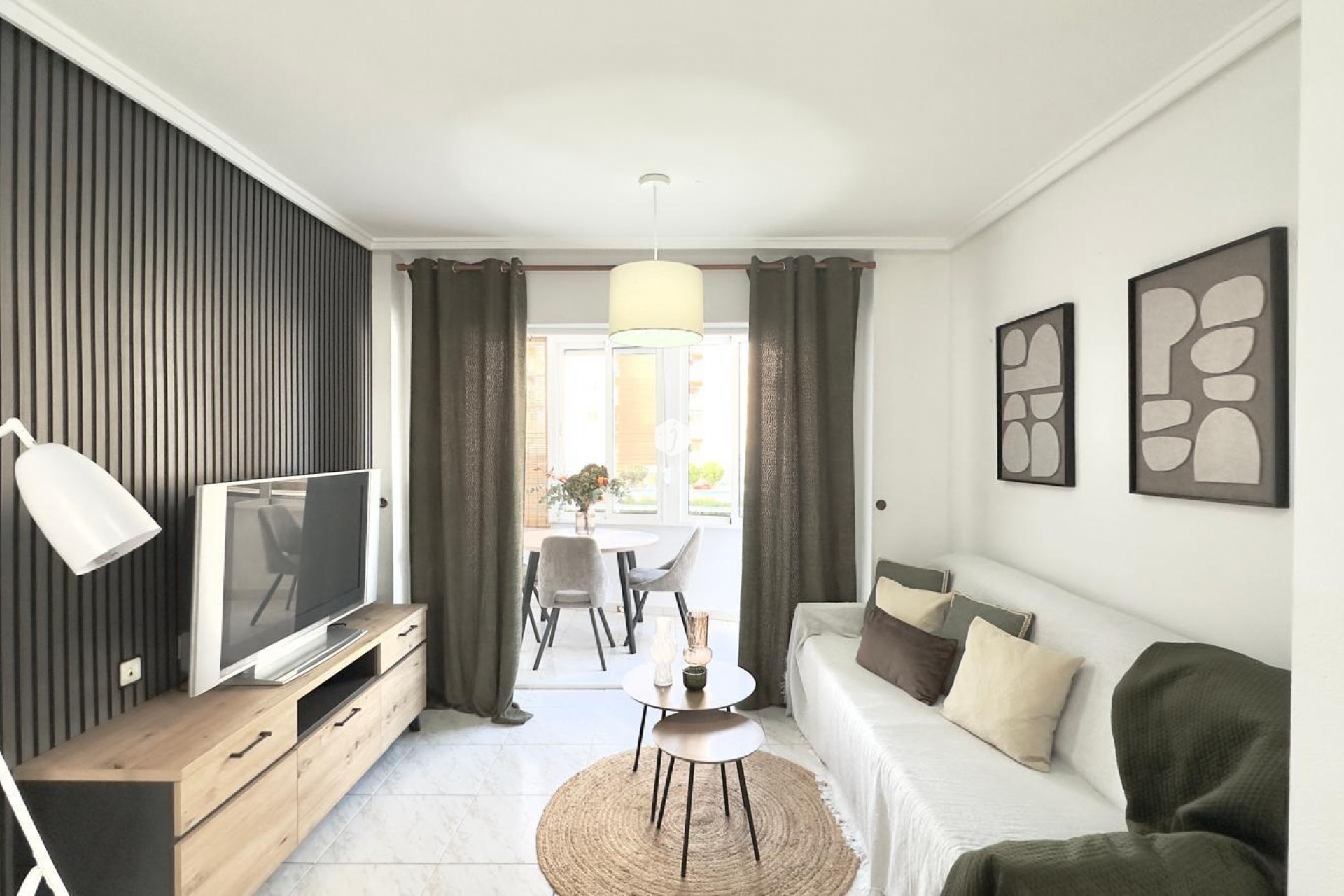 Resale - Apartment / flat -
Torrevieja - Playa del Cura