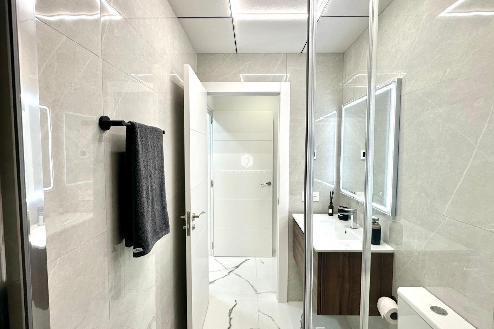 Resale - Apartment / flat -
Torrevieja - Playa del Cura