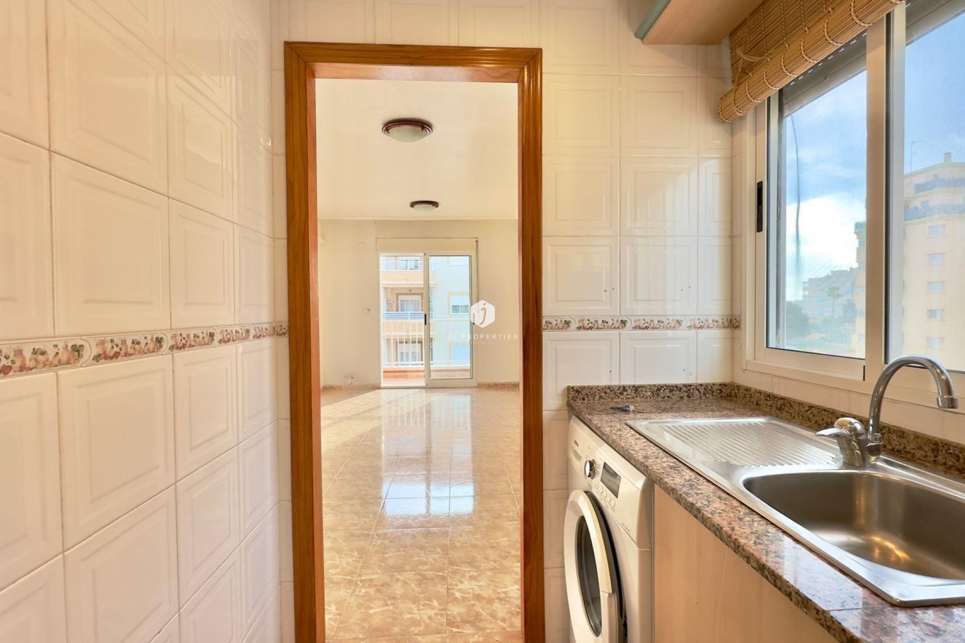 Resale - Apartment / flat -
Torrevieja - Playa del Cura