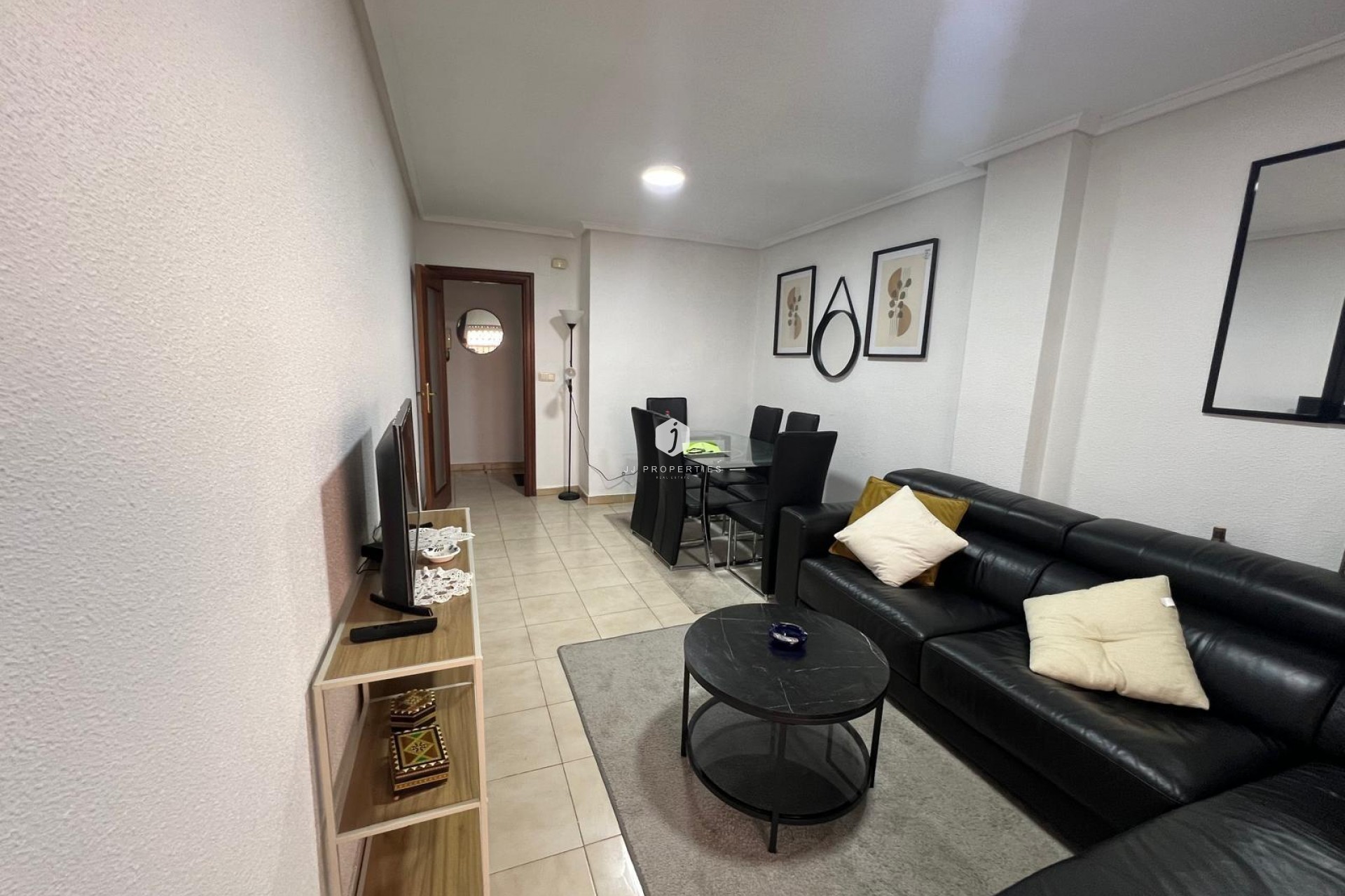 Resale - Apartment / flat -
Torrevieja - Playa del Cura