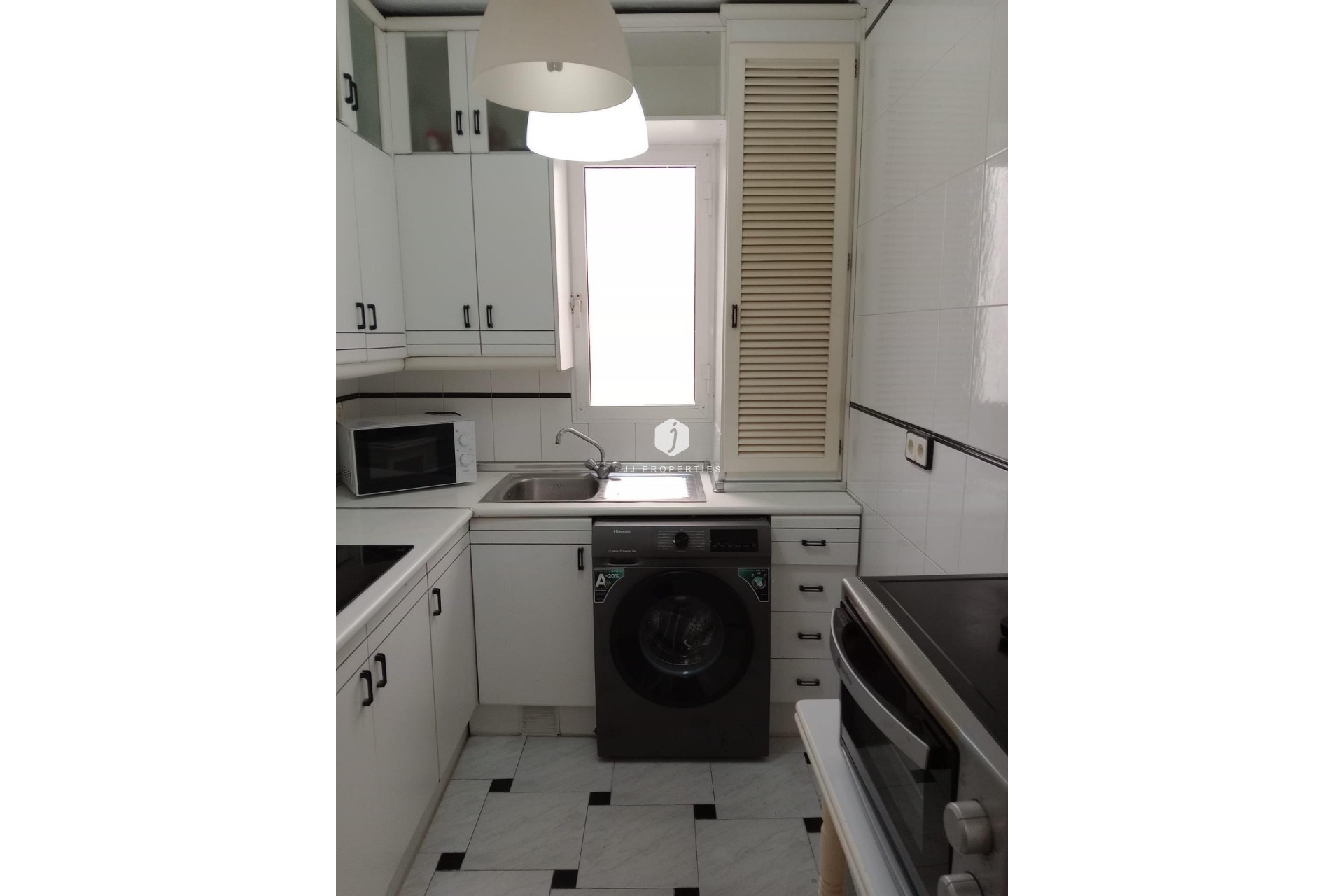 Resale - Apartment / flat -
Torrevieja - Playa del Cura