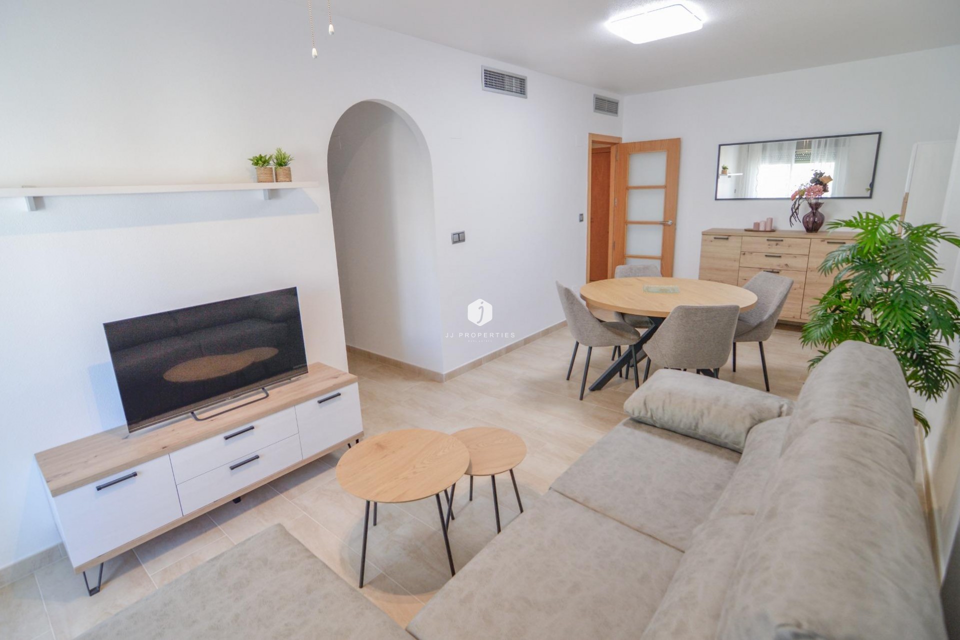 Resale - Apartment / flat -
Torrevieja - Playa del Cura