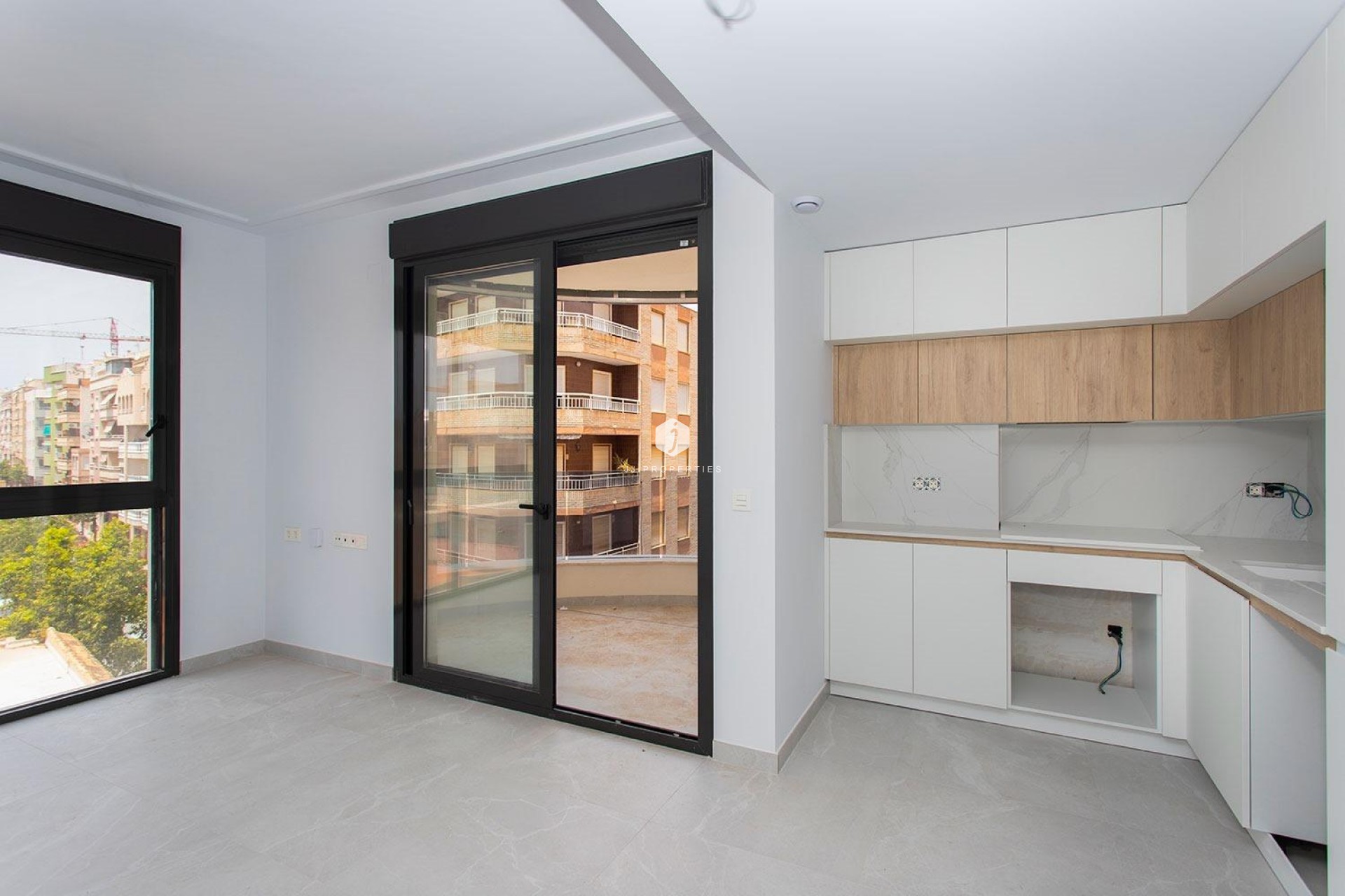 Resale - Apartment / flat -
Torrevieja - Playa del Cura