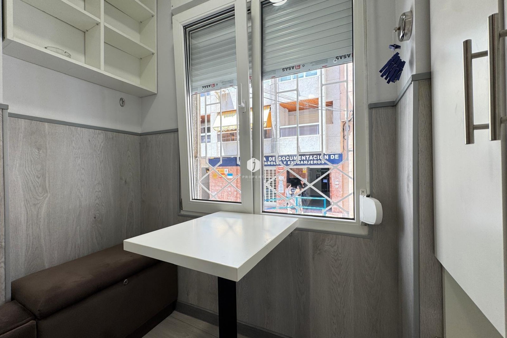 Resale - Apartment / flat -
Torrevieja - Playa del Cura